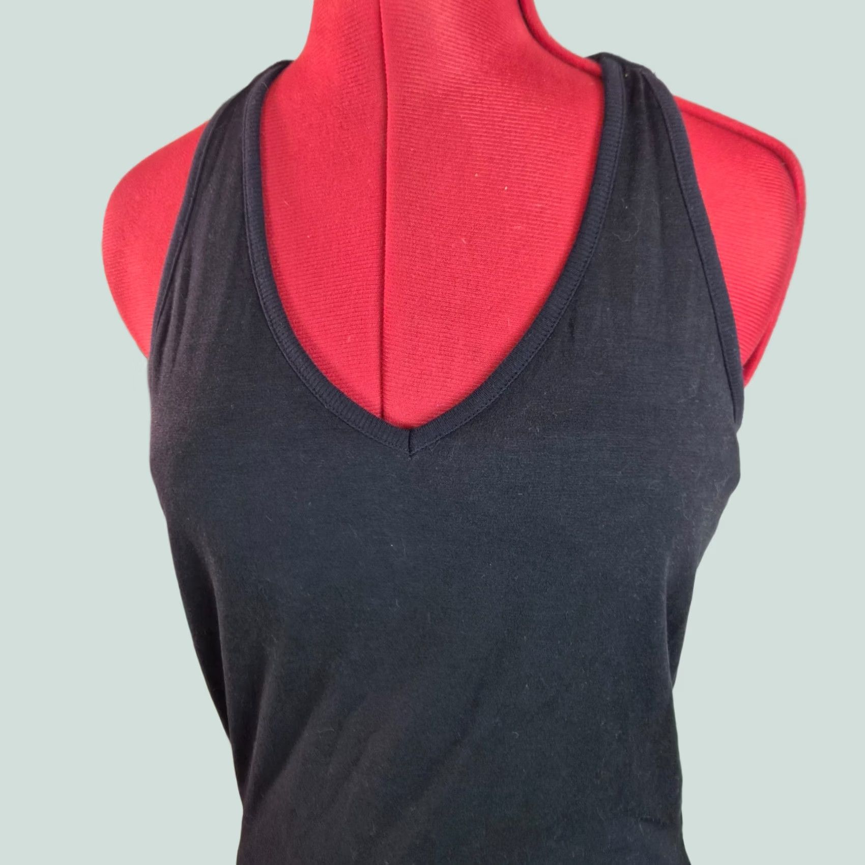 Athleta Athleta Swim Dress Black Built In Bra Beach Mini Size Medium G170 One Piece Women Racerback Adjustable Straps Slim Solid Polyester Spandex Size M / US 6-8 / IT 42-44 - 1 Thumbnail