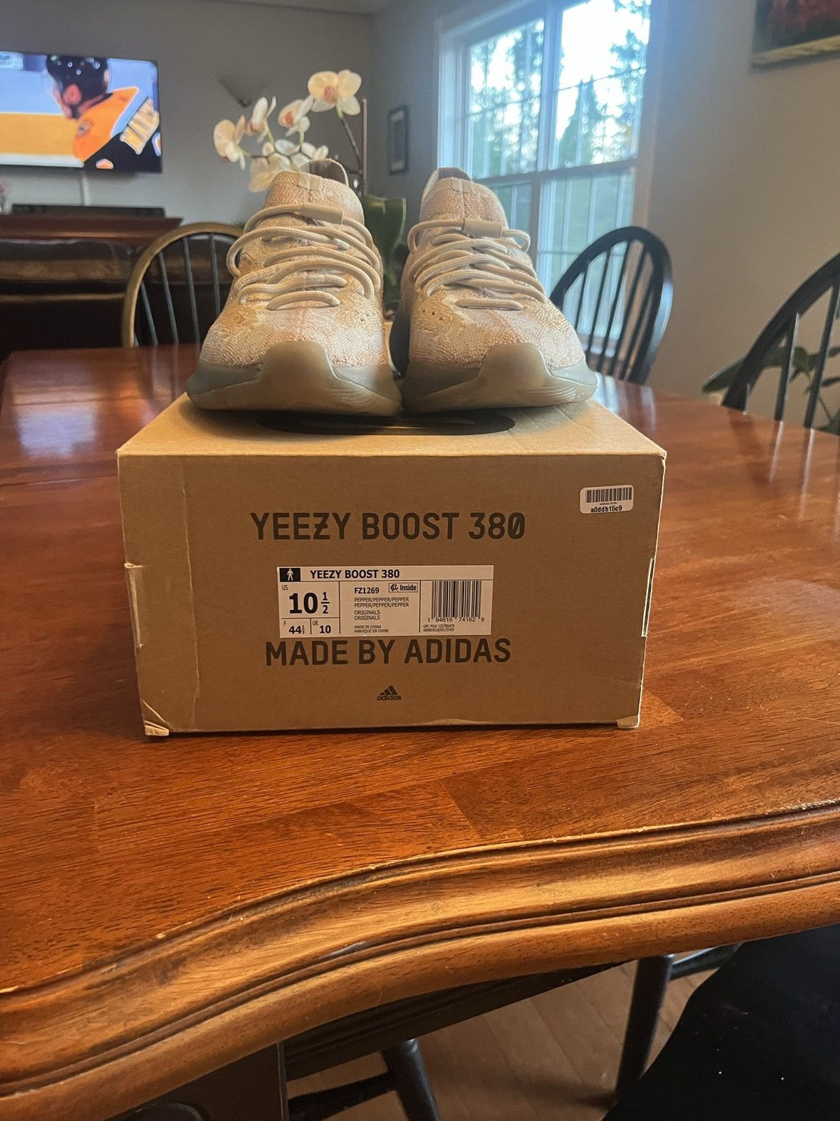 Adidas Yeezy boost 380 Size US 10.5 / EU 43-44 - 3 Thumbnail