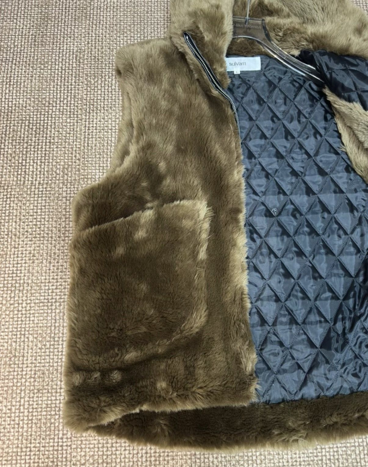 Sulvam Sulvam Faux Fur Hooded Quilted Vest K23 Size US L / EU 52-54 / 3 - 7 Thumbnail
