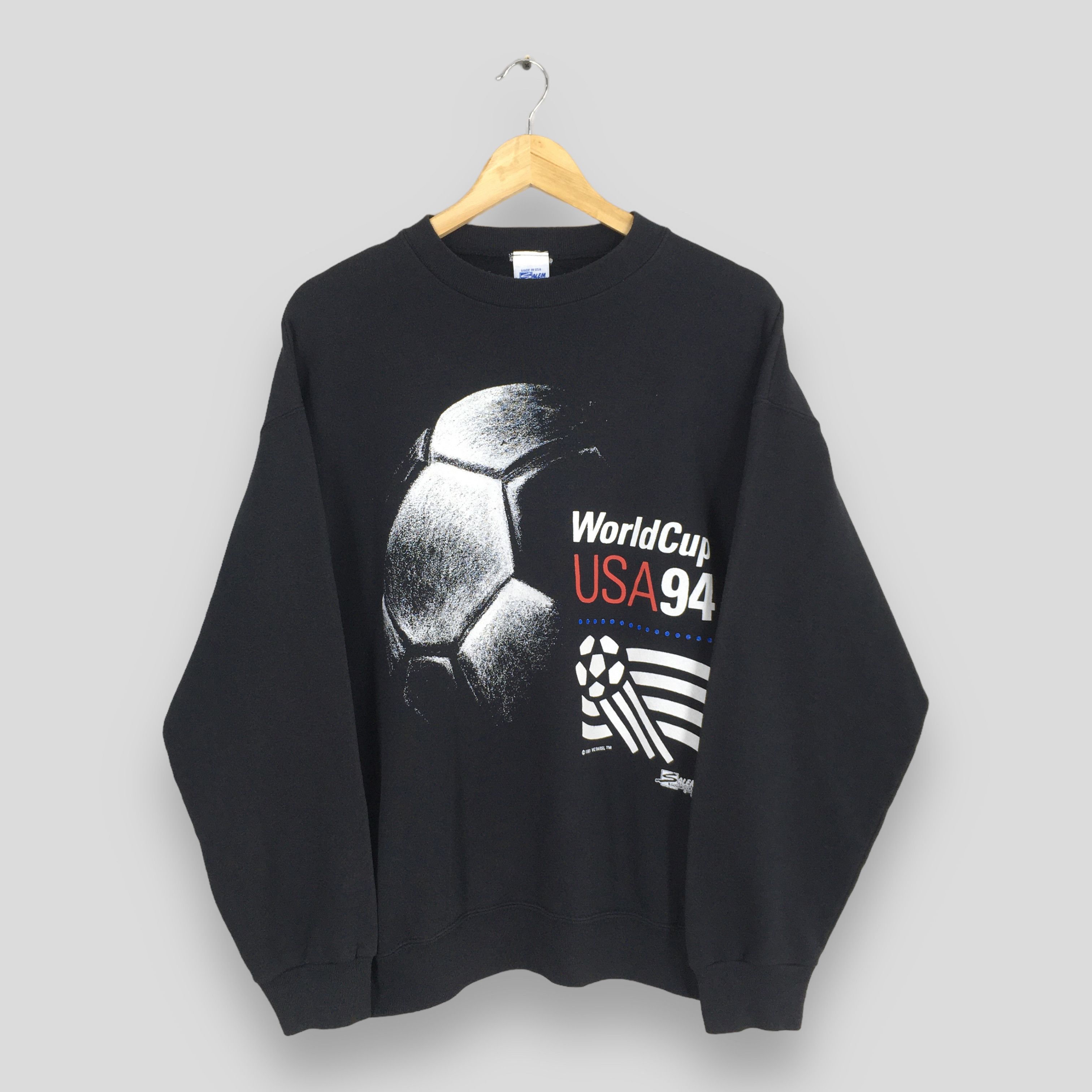 Salem Sportswear Vintage 90s FIFA World Cup USA Sweatshirt Large Size US L / EU 52-54 / 3 - 1 Thumbnail