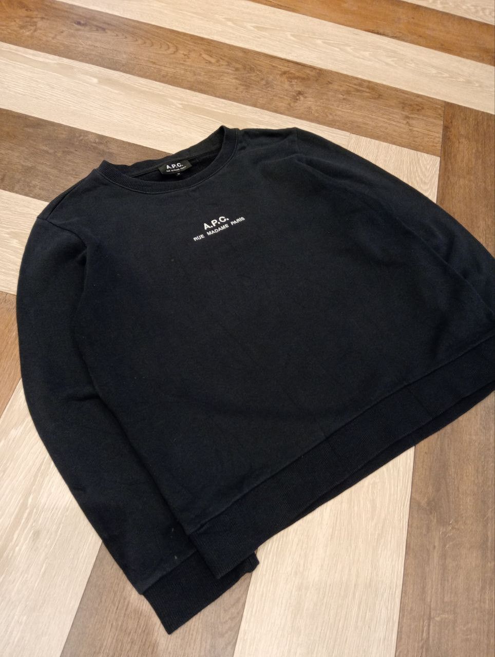 A.P.C. A.P.C RUE MADAME PARIS CROPPED CREWNECK - SIZE M Size M / US 6-8 / IT 42-44 - 4 Thumbnail