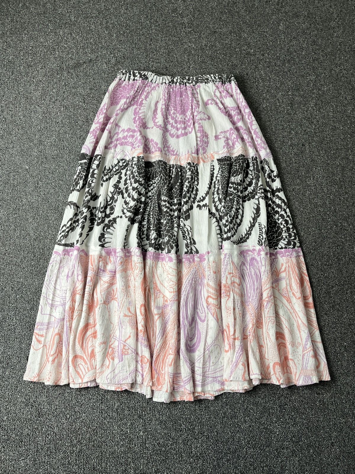 Tsumori Chisato Tsumori Chisato Issey Miyake Pleats Flower Pattern Skirt Size 32" / US 10 / IT 46 - 1 Thumbnail