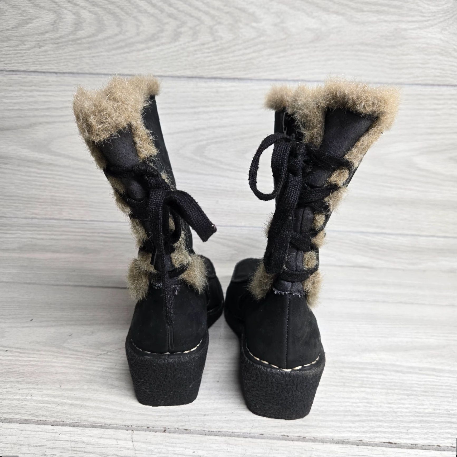 Vintage Earth Lodge 2 Black Suede Leather Mid-Calf Snow Boots Women's 7 with Fur Trim and Zip Closure Size US 7 / IT 37 - 4 Thumbnail
