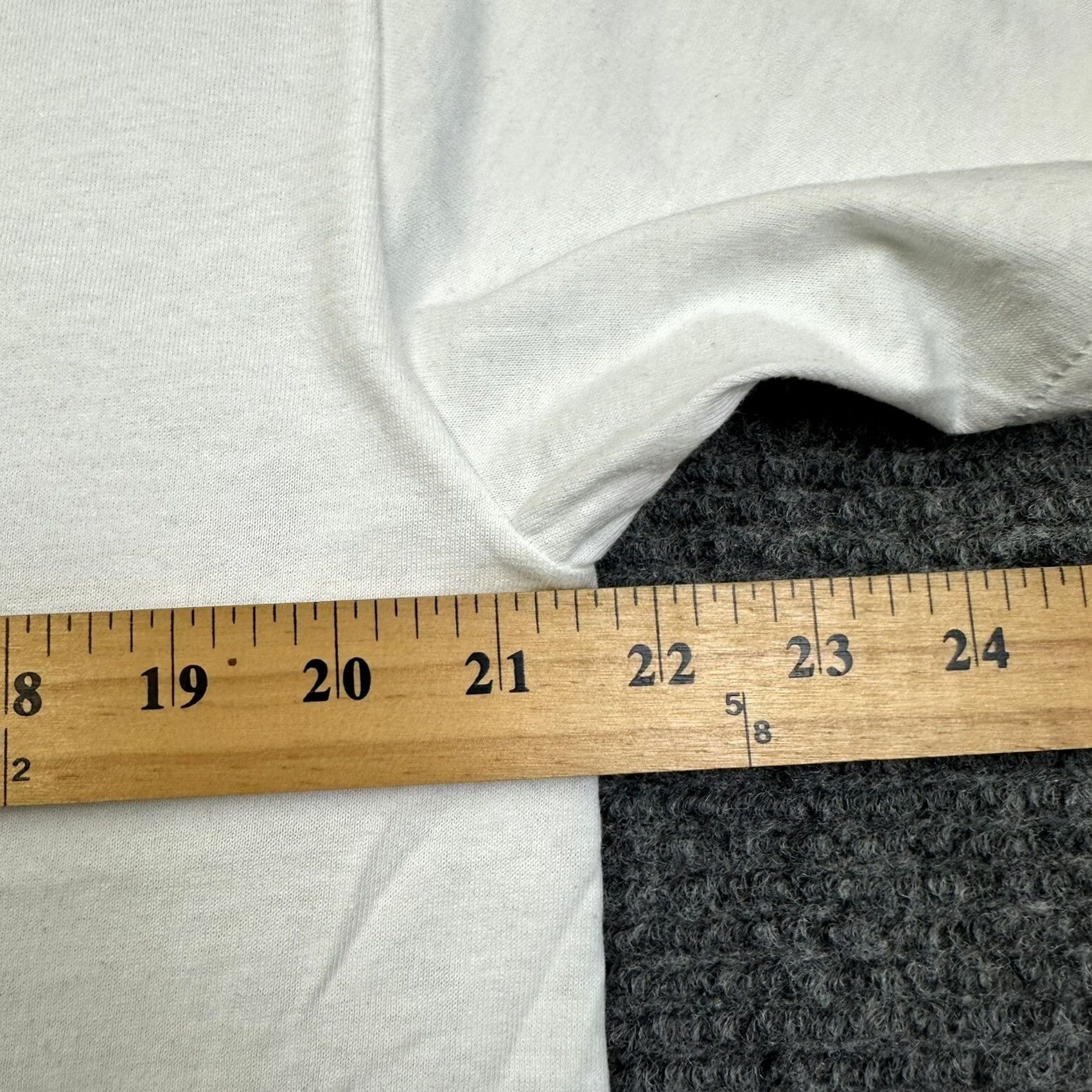 Hanes VINTAGE 90s Atlanta Georgia Graphic T-Shirt Large Hanes Unisex Adult White Crew Neck Short Sleeve 50/50 Single Stitch Duathlon Running Biking USA Size US L / EU 52-54 / 3 - 6 Thumbnail
