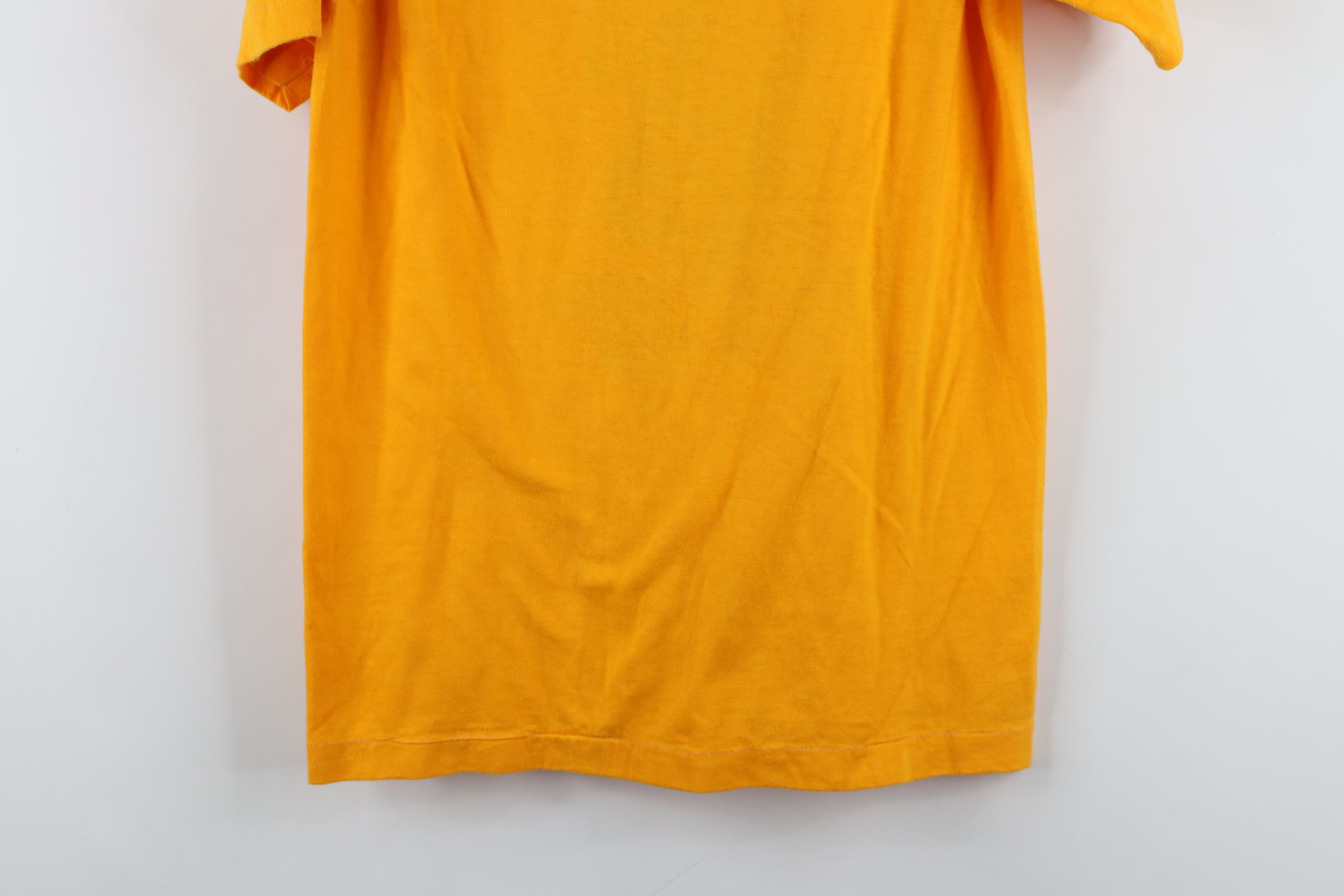 Vintage Vintage 80s High School 20th Reunion T-Shirt Gold USA Size M / US 6-8 / IT 42-44 - 12 Thumbnail