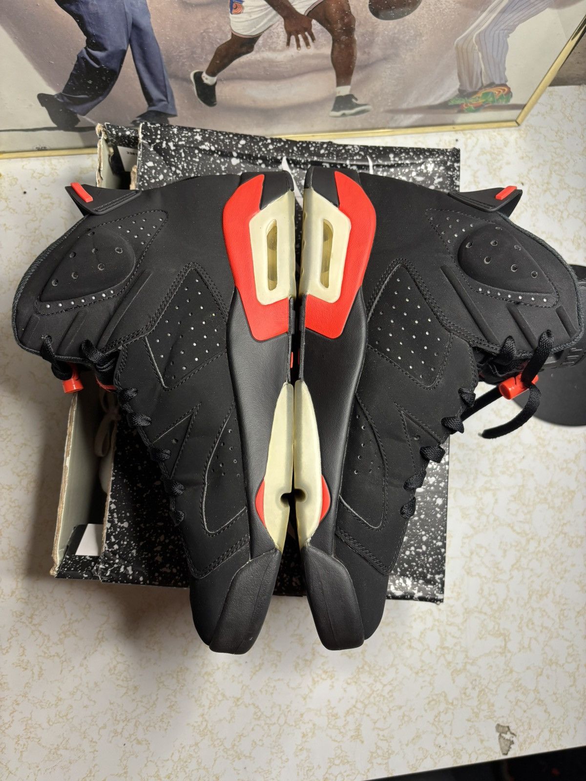 Jordan Brand Air Jordan 6 Retro black infrared Size US 11 / EU 44 - 3 Thumbnail