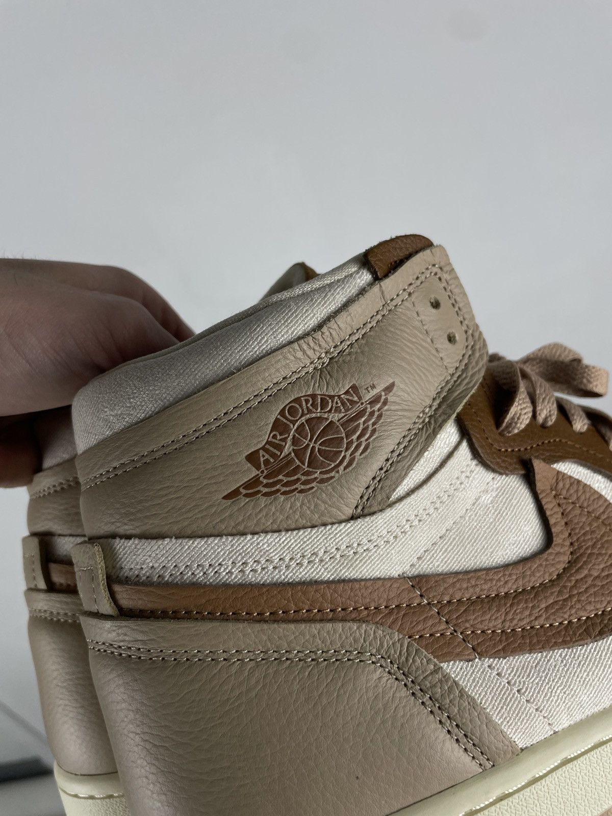 Nike NEW Air Jordan Leather 1 High Mm Legend Medium Brown Sneakers Shoes 39 Size US 5.5 / IT 35.5 - 4 Thumbnail