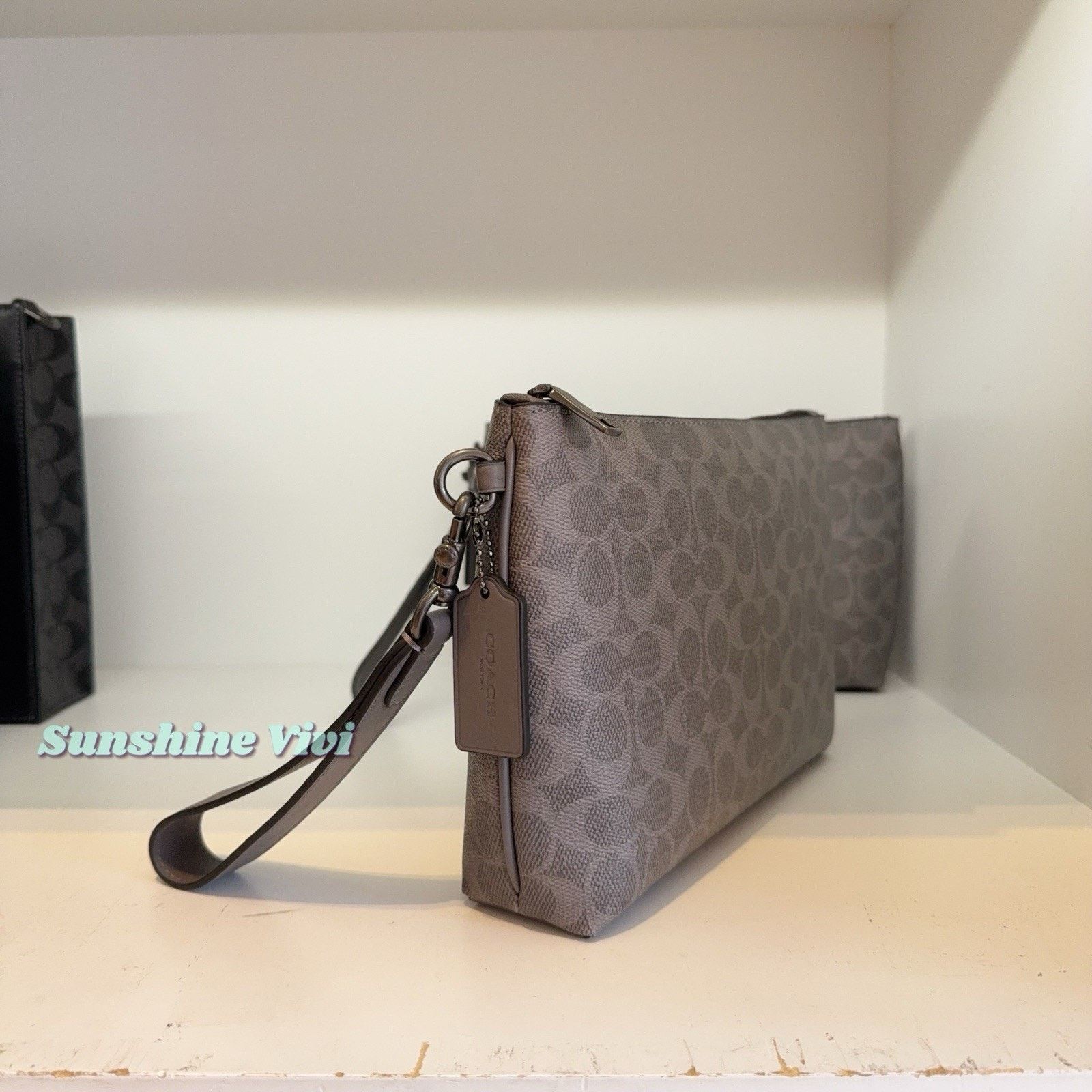 Coach NWT Coach Men's Pouch Signature Canvas CCF32 Grey/Charcoal Size ONE SIZE - 2 Thumbnail
