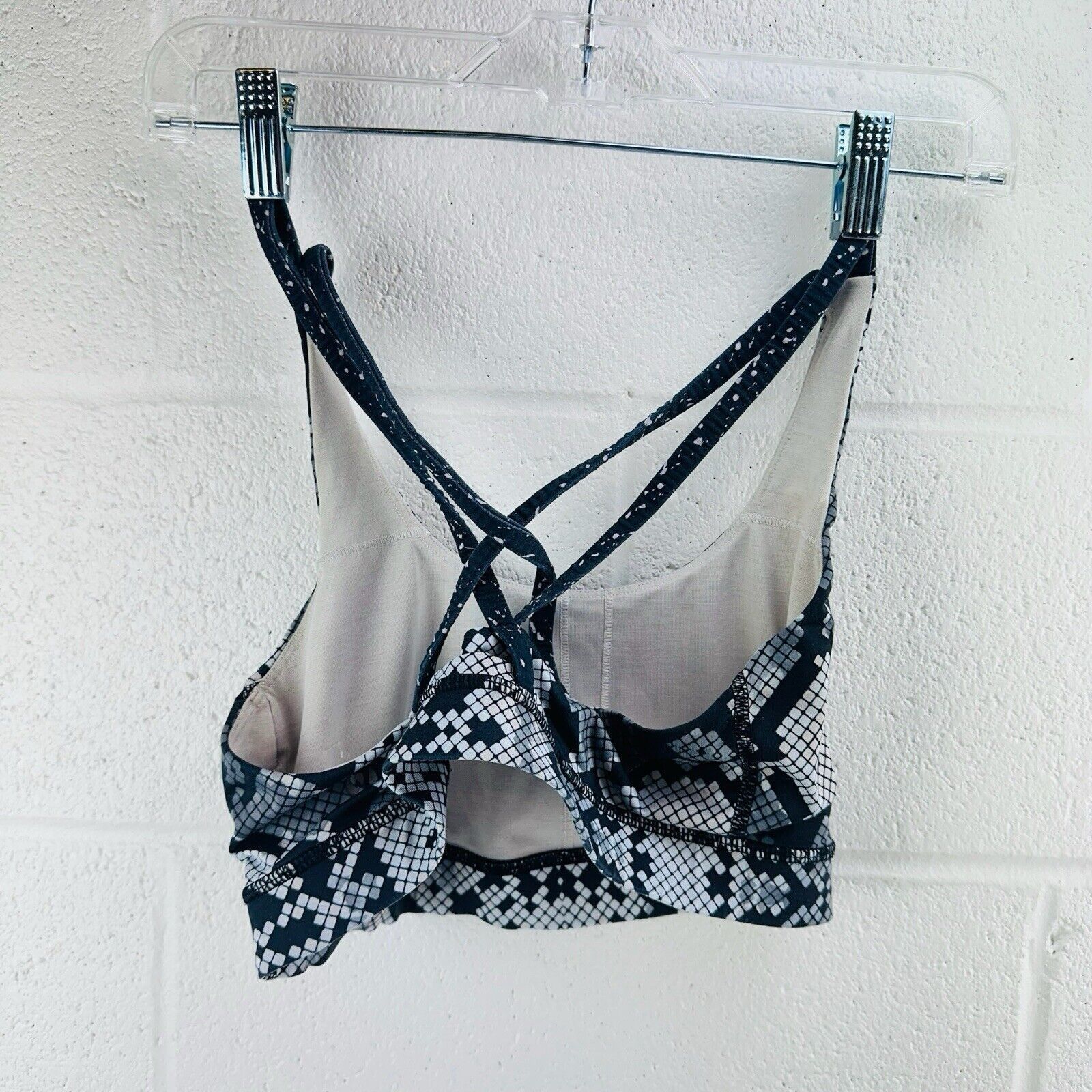 Lululemon Lululemon Energy Bra Snake Skin Animal Print Strappy Back 6 Size S / US 4 / IT 40 - 3 Thumbnail