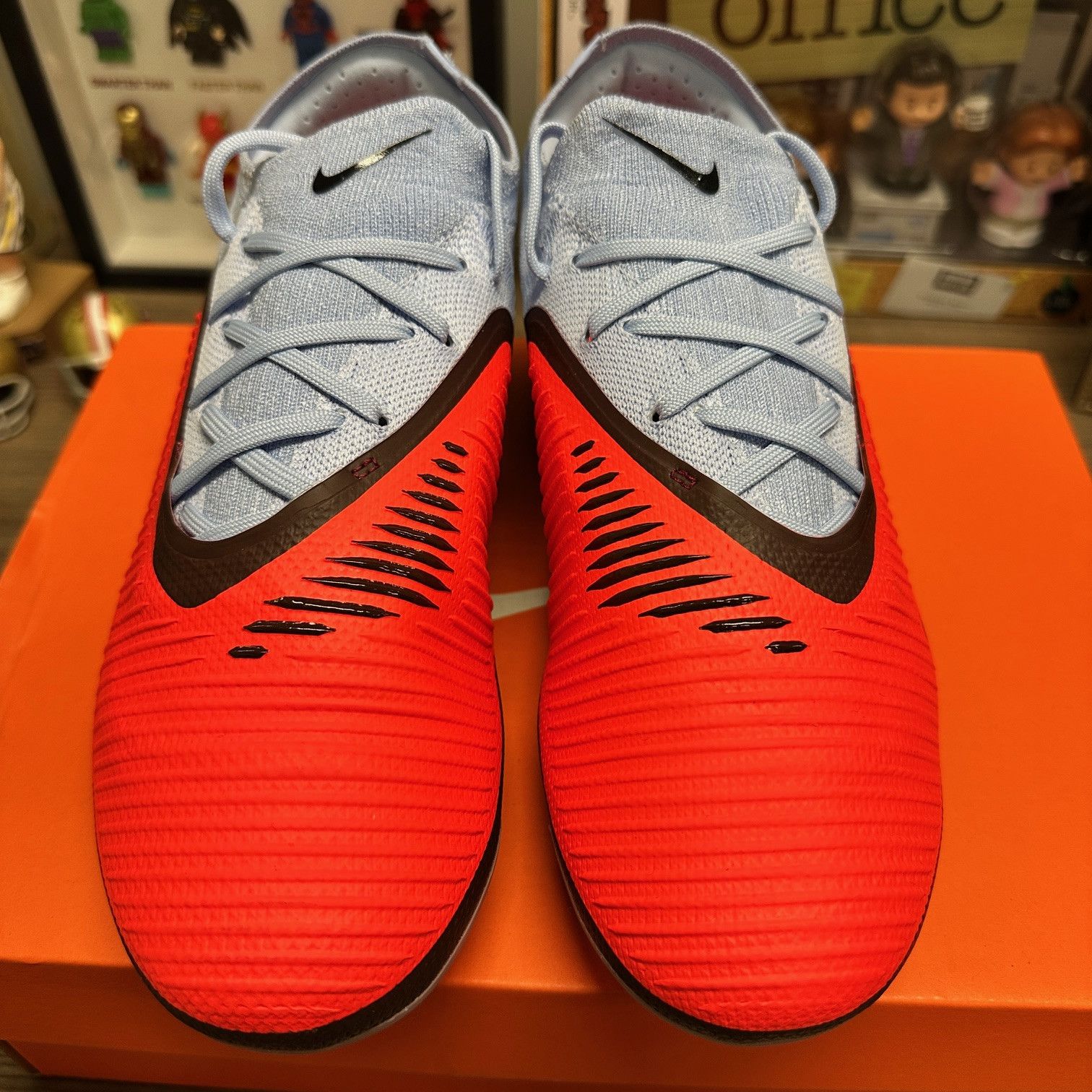 Nike Nike Phantom 6 Low Pro Artificial-Grass Football Boot Size US 7.5 / EU 40-41 - 4 Thumbnail