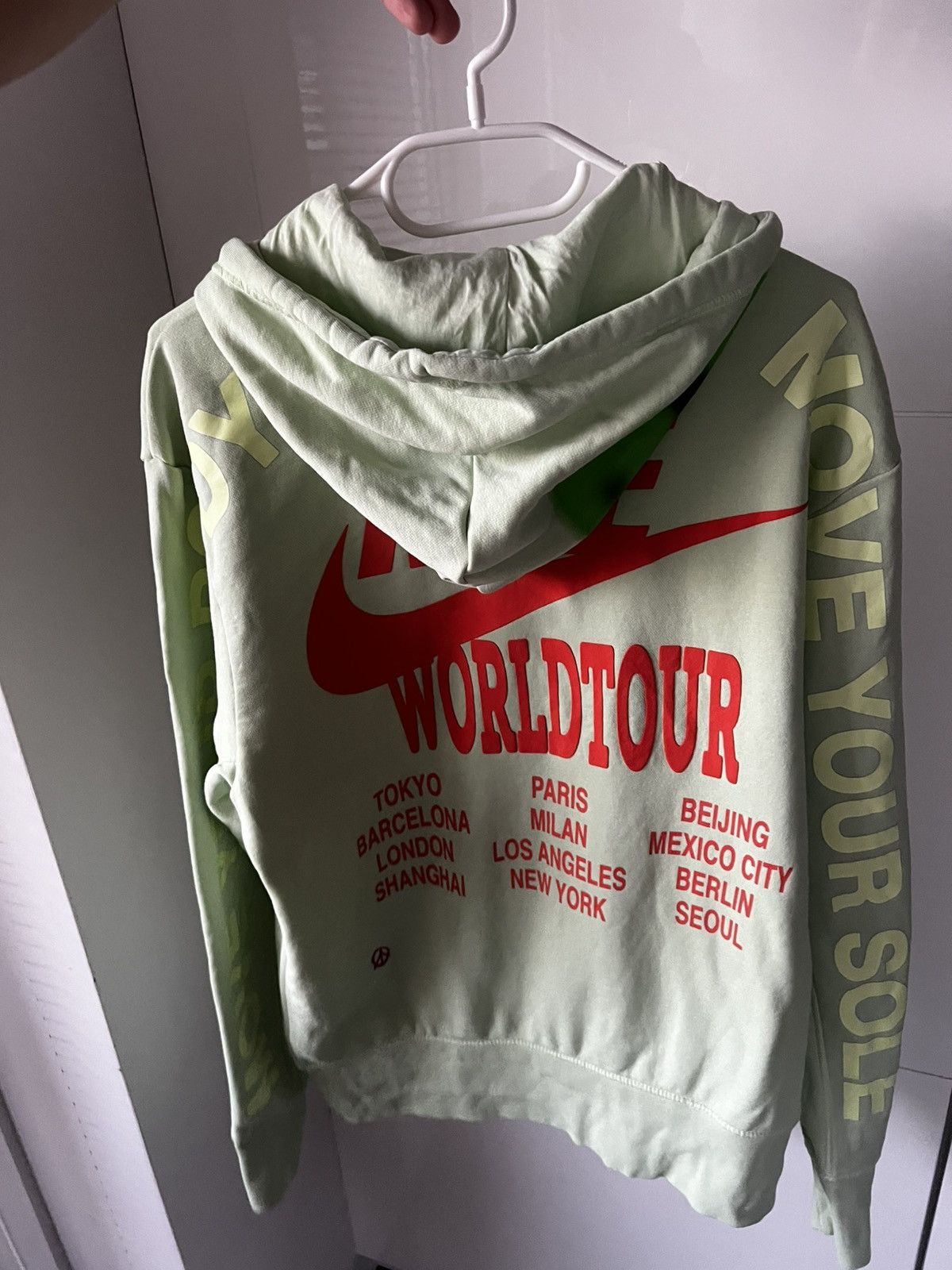 Nike Nike Sportswear World Tour Overprinted Avant Garde Hoodie Size US S / EU 44-46 / 1 - 2 Thumbnail