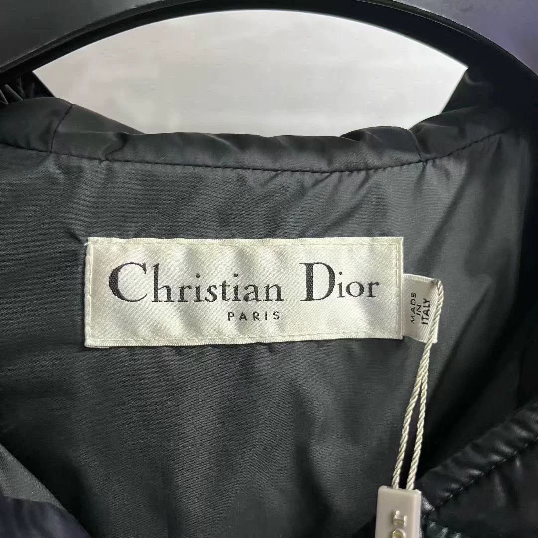 Dior dior black logo printed hooded puffer jacket Size US S / EU 44-46 / 1 - 5 Thumbnail