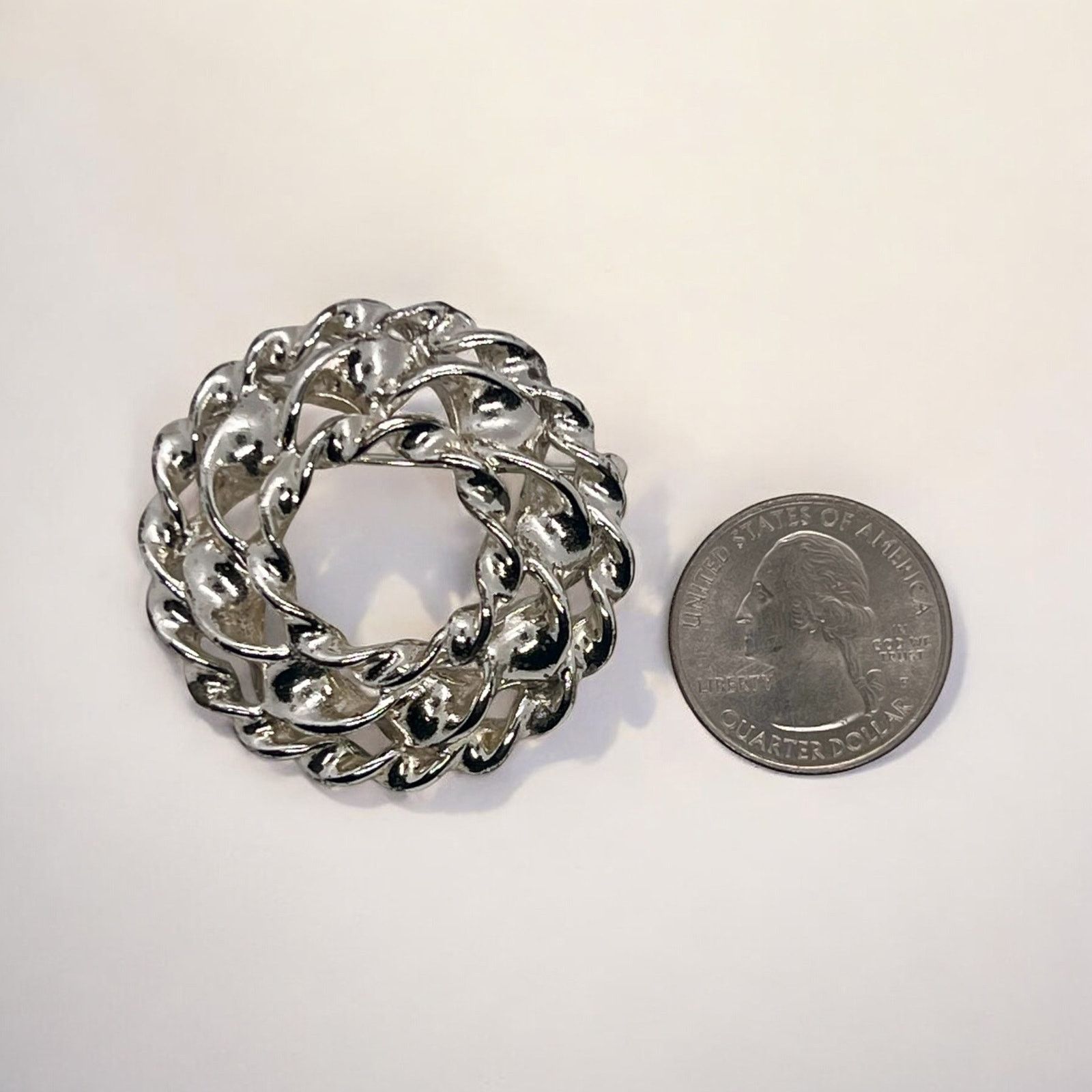Anne Klein Silver Tone Wreath Brooch-Circle-Ring-Anne Klein-Twisted Size ONE SIZE - 5 Thumbnail