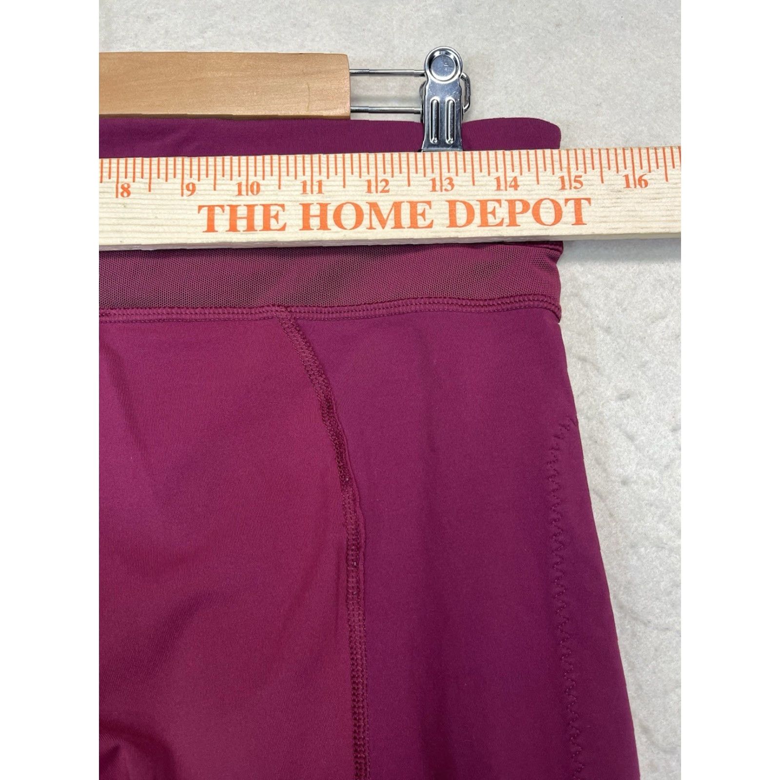 Lululemon Lululemon Leggings Women Size 8 Ankle High Rise Plum Activewear Yoga Gym Pockets Zip Pocket Size 30" / US 8 / IT 44 - 3 Thumbnail