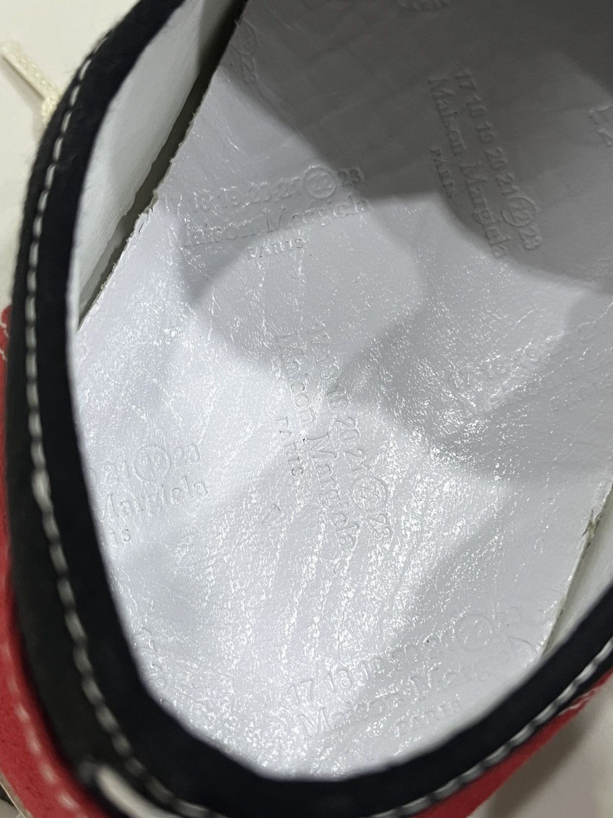Maison Margiela Maison Margiela Tabi Canvas Sneakers EU:40 RED Size US 7 / EU 40 - 7 Thumbnail