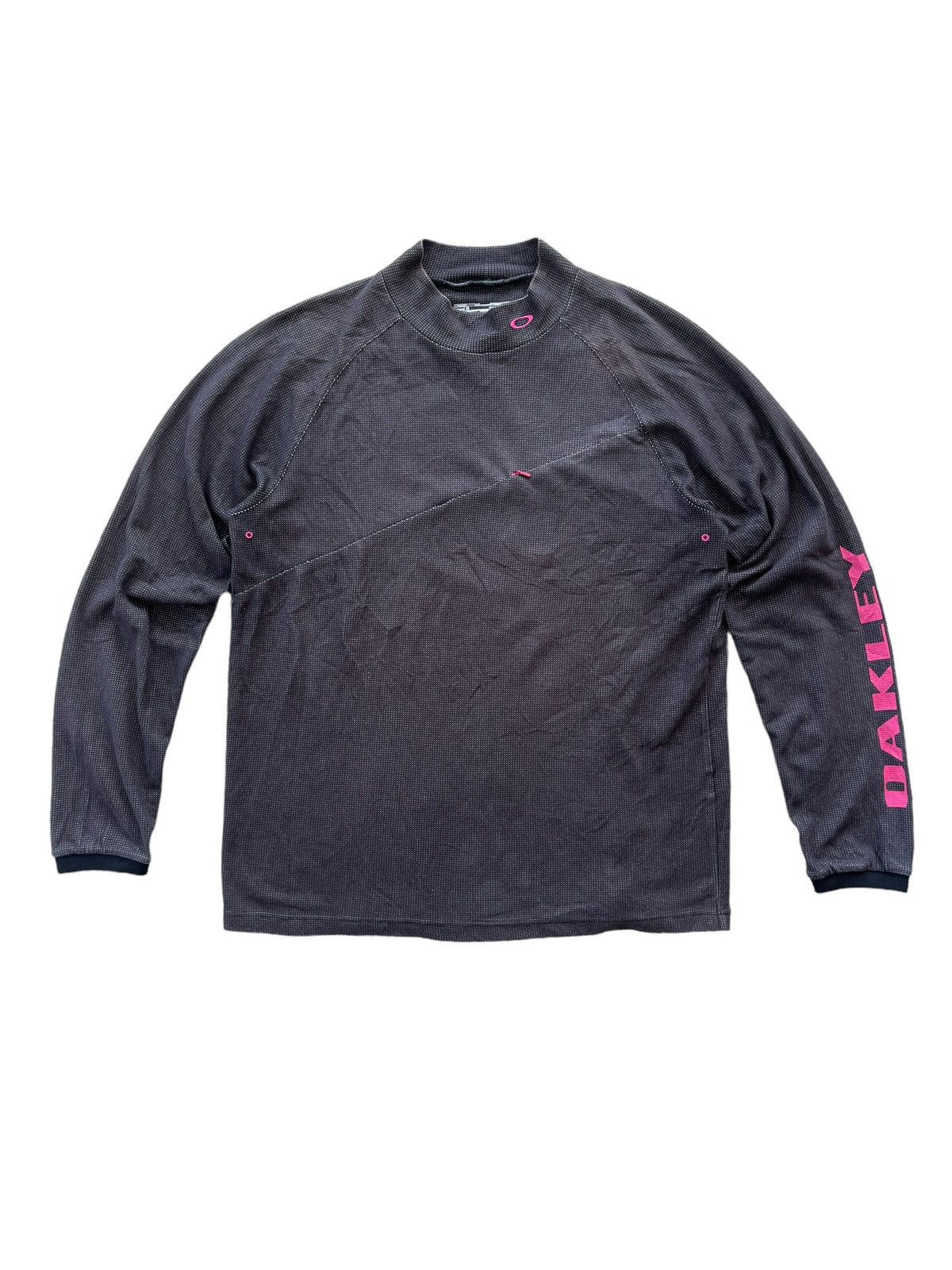Oakley Vintage Oakley Mock Neck Tee L/S Size US XL / EU 56 / 4 - 1 Thumbnail