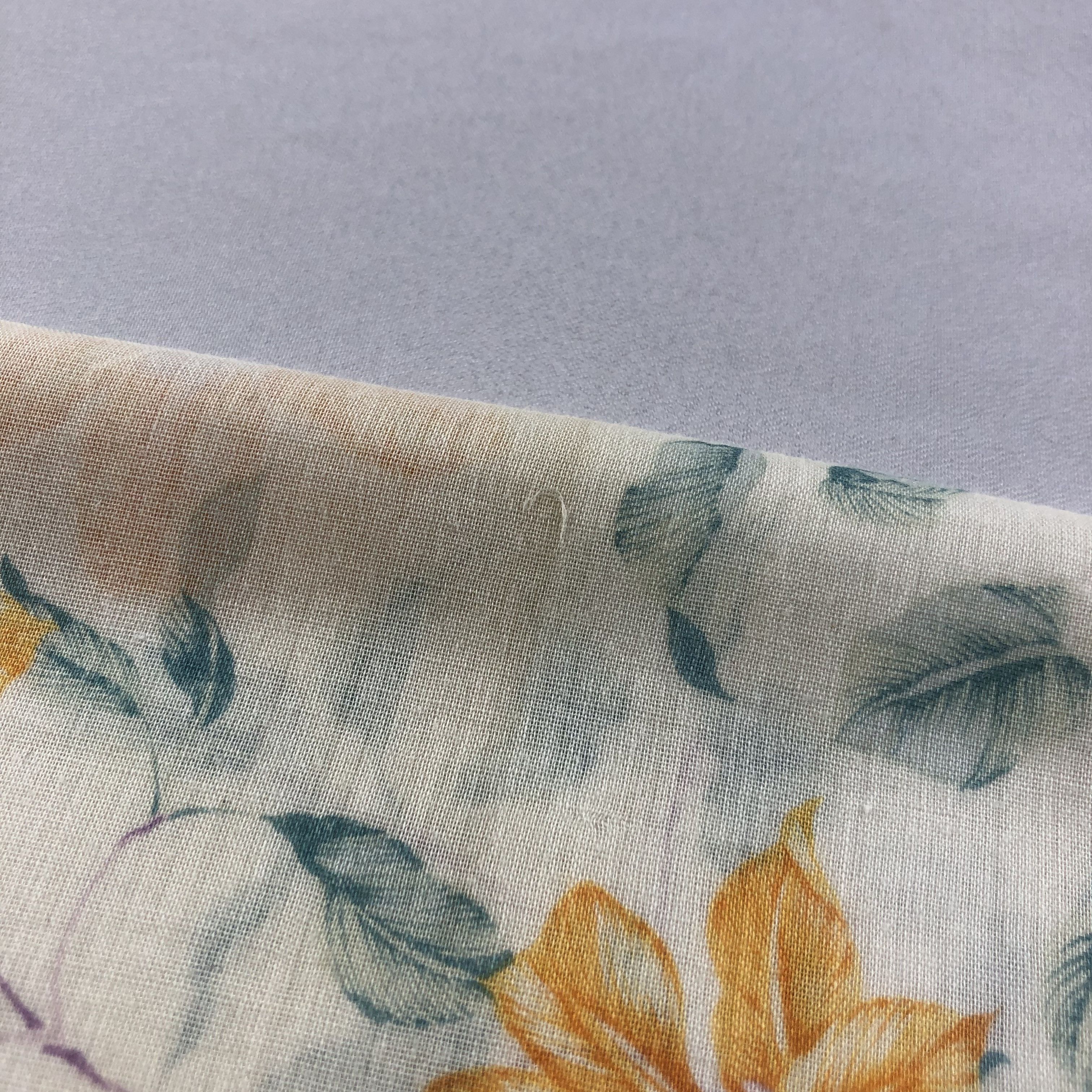 Japanese Brand Valentino Garavani Handkerchief Neckerchief Bandana H1986 Size ONE SIZE - 11 Thumbnail