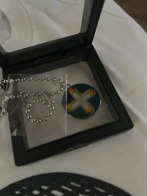 Other Cross Round Pendant Necklace Size ONE SIZE - 3 Thumbnail