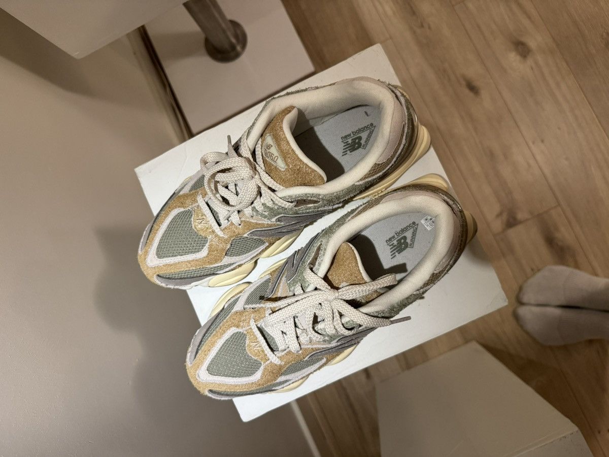 New Balance New Balance 9060 (Size 44) Size US 10 / EU 43 - 3 Thumbnail