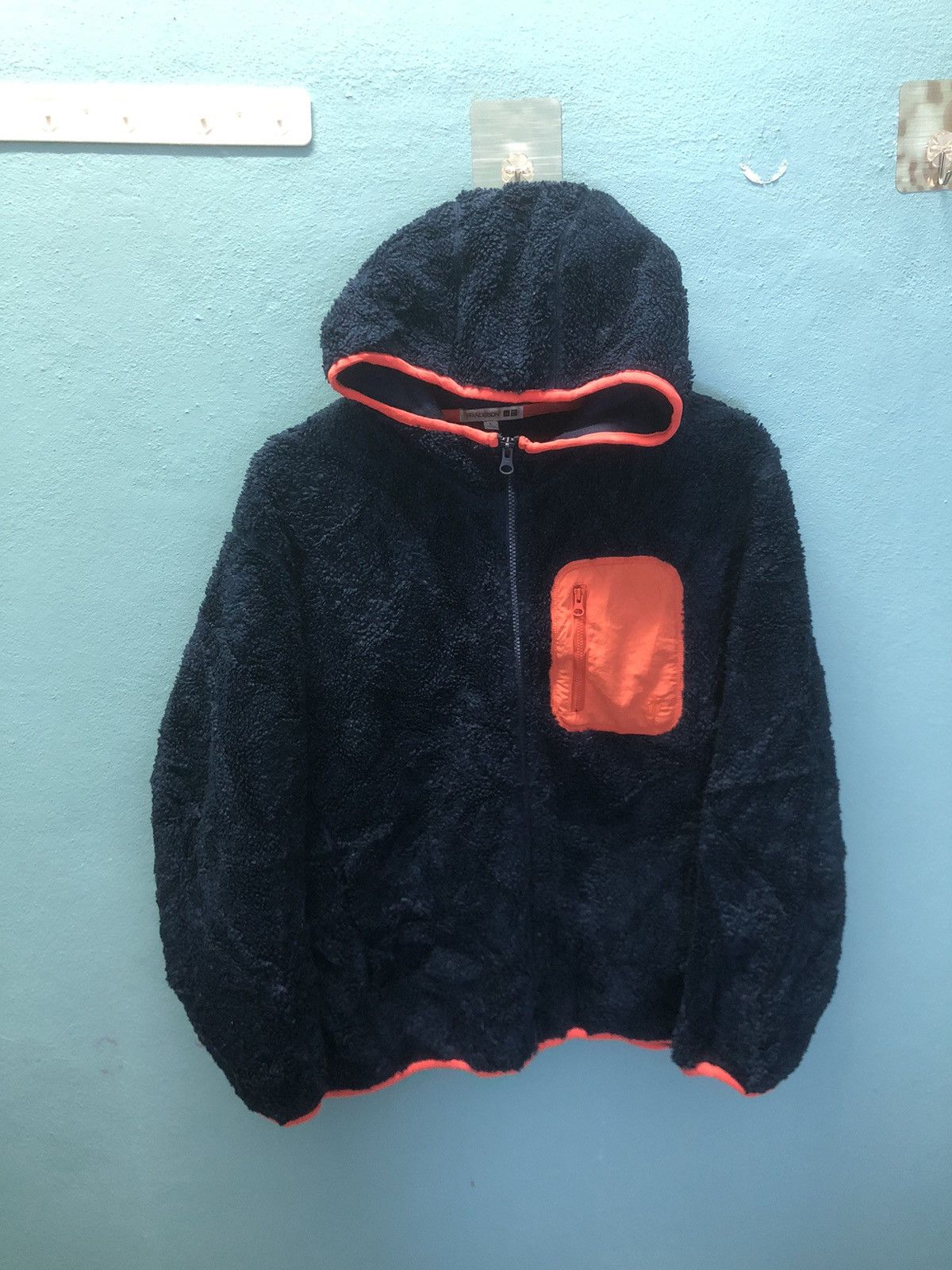 JW Anderson × Uniqlo Jwanderson uniqlo fleece hoodie jacket Size US L / EU 52-54 / 3 - 1 Thumbnail