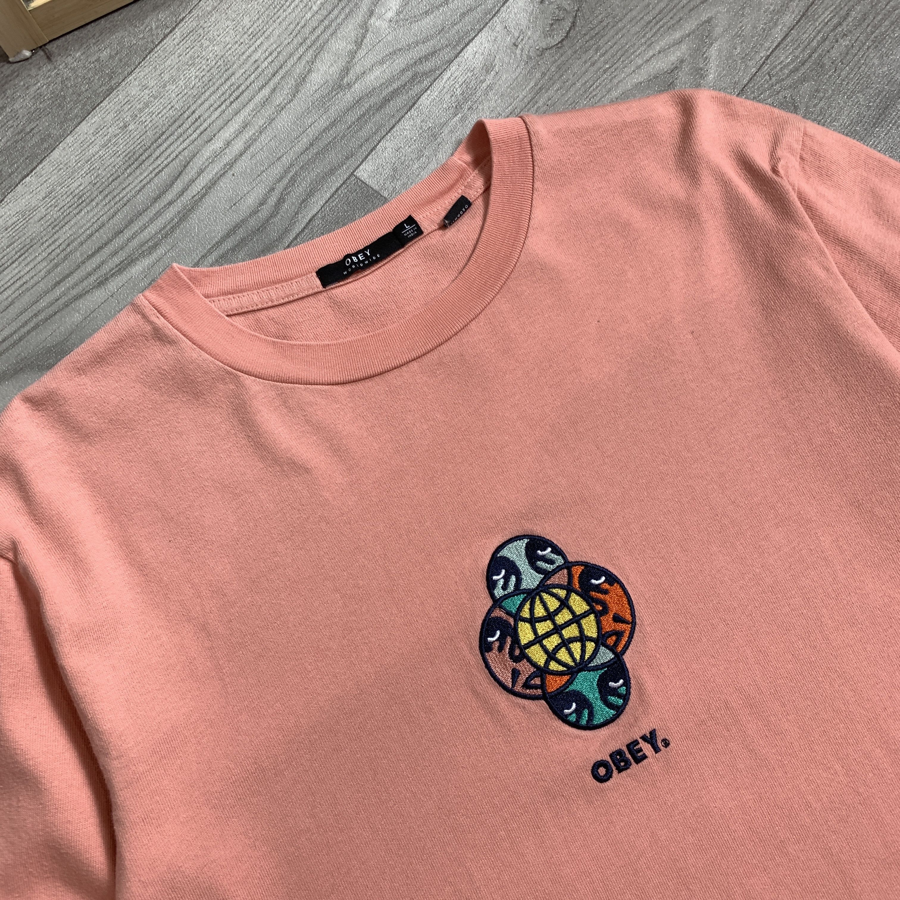 Obey Obey Worldwide Women's Embroidered Longsleeve Tee Shirt Size L / US 10 / IT 46 - 4 Thumbnail