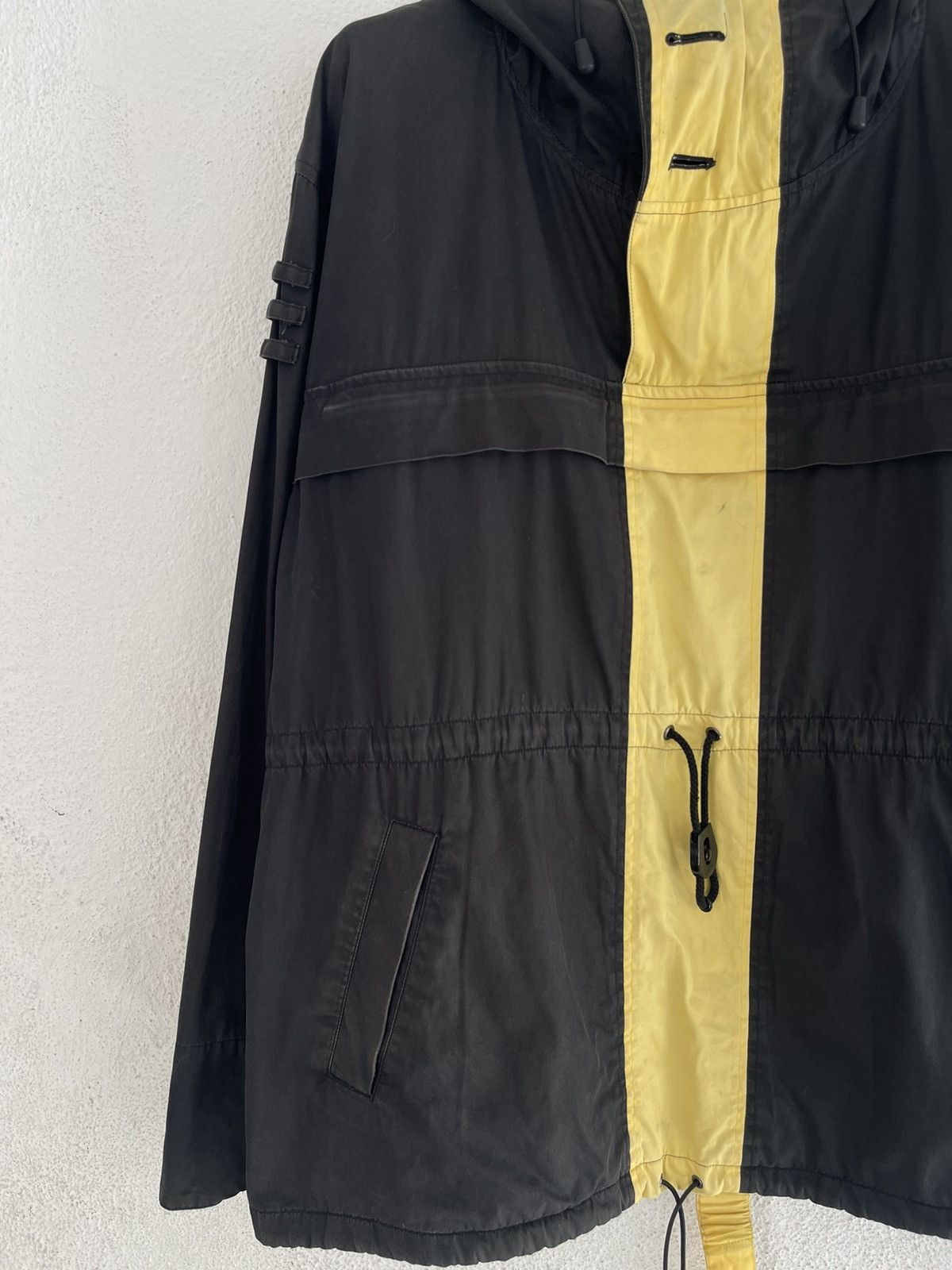 General Research 1998 General Research Anorak Parka “Parasite” Yellow Line Size US L / EU 52-54 / 3 - 4 Thumbnail