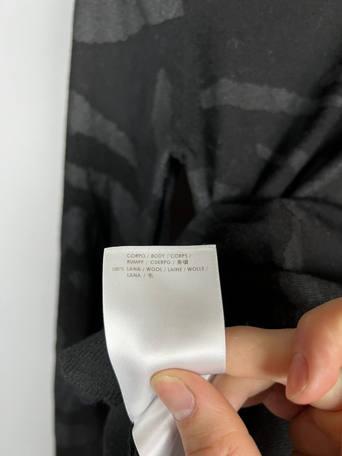 Alexander McQueen MCQ Alexander McQueen black camouflage long sleeve sweater Size M / US 6-8 / IT 42-44 - 5 Thumbnail