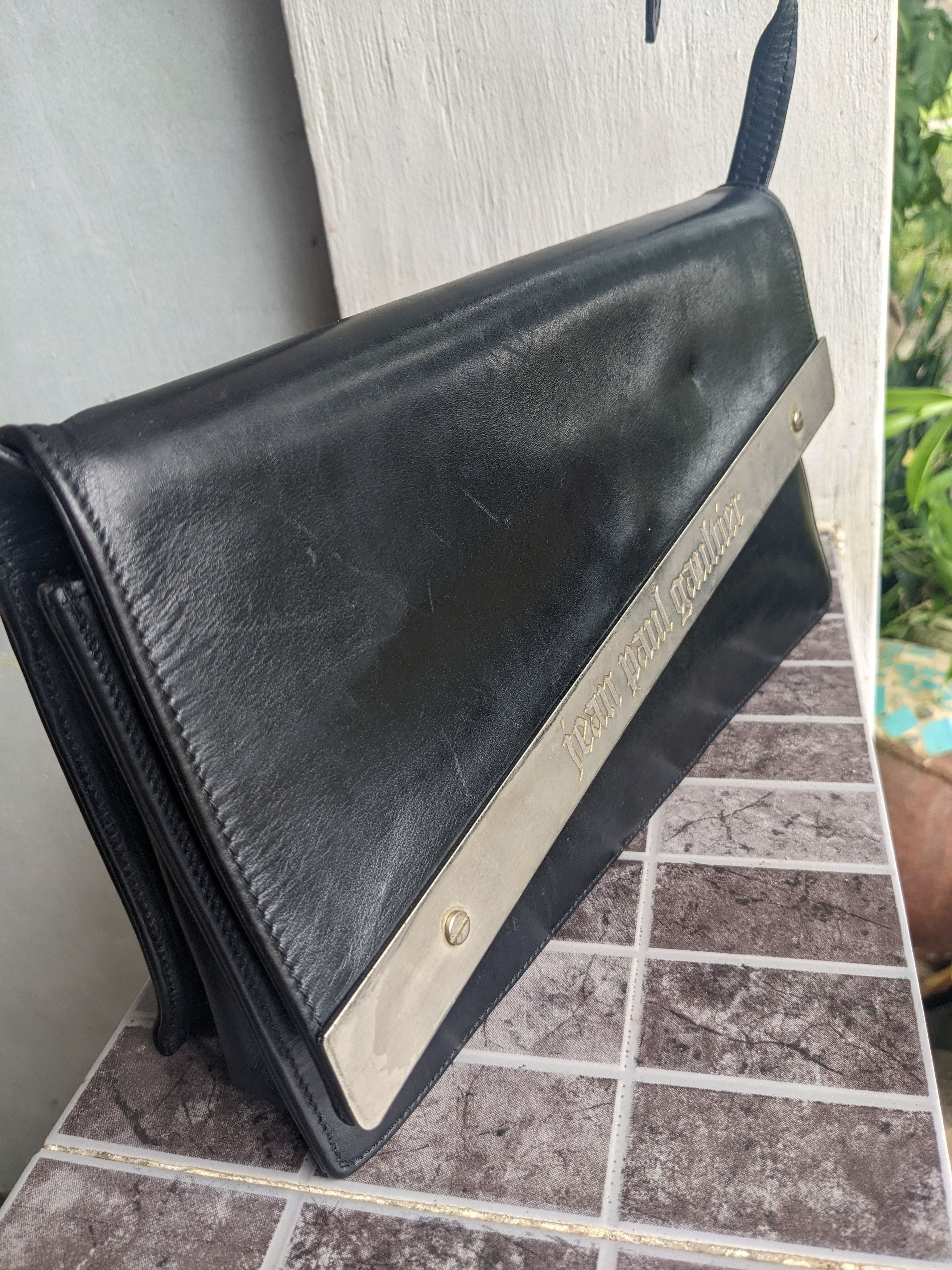 Jean Paul Gaultier Jean Paul Gaultier Rare Black Leather Crossbody Bag Archive Size ONE SIZE - 8 Thumbnail