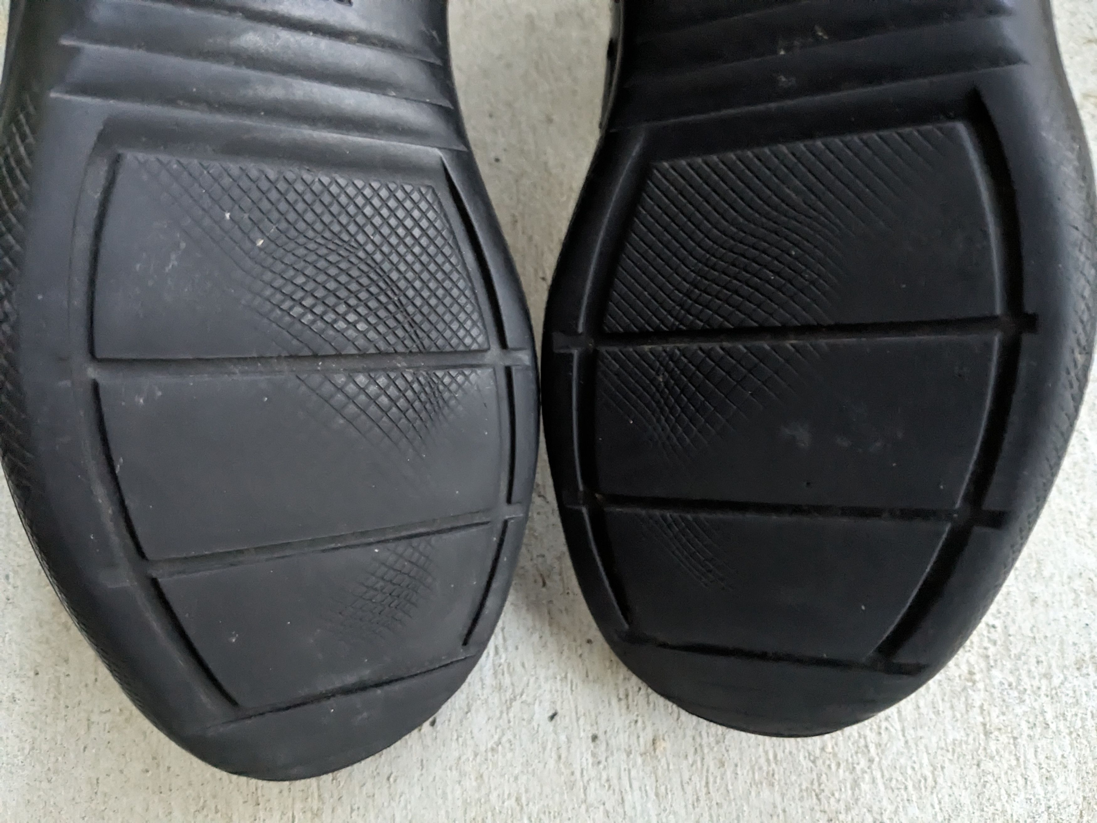 Prada Prada Sneakers Black White Patent Leather 9 High Tops Size US 9 / EU 42 - 24 Thumbnail