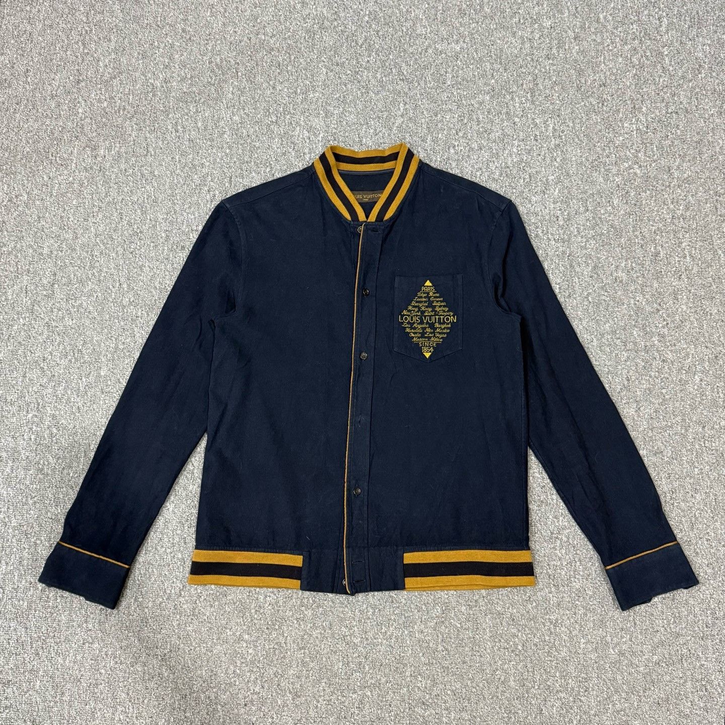 Louis Vuitton Louis Vuitton LV Chest Logo Baseball Jacket Size US S / EU 44-46 / 1 - 1 Thumbnail