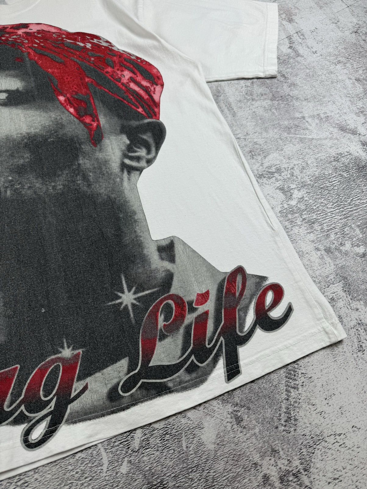 Band Tees 2Pac Shakur Thug Life Big Logo RARE Hip Hop USA T Shirt Size US XL / EU 56 / 4 - 7 Thumbnail