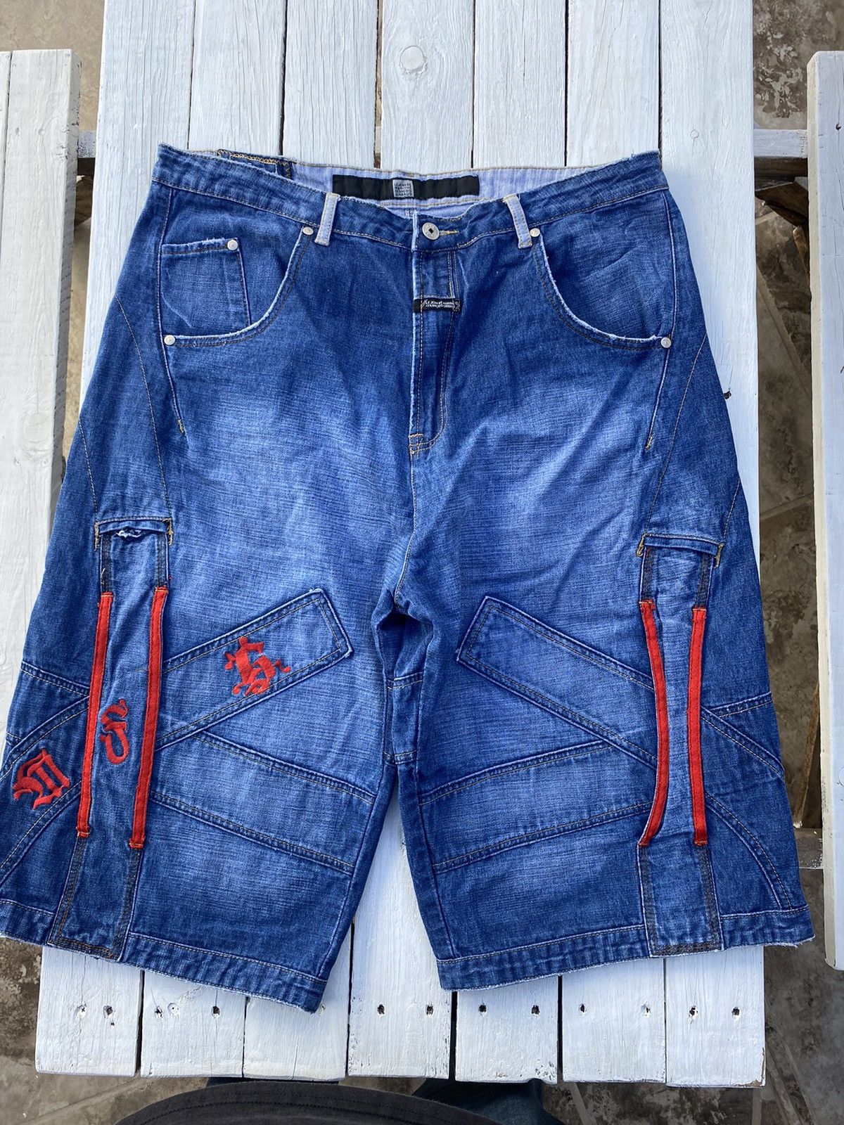 Marithe + Francois Girbaud 2000s Marithe Francois Girbaud cargo shorts Size US 36 / EU 52 - 1 Thumbnail