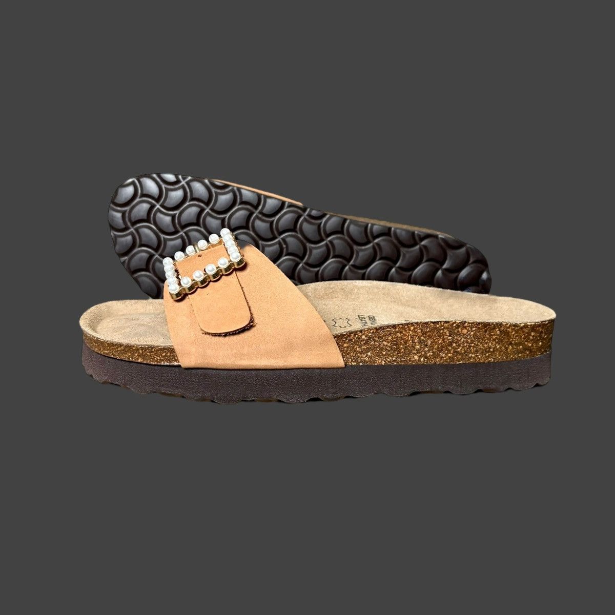 Other Bio Green Women’s Pearl Buckle Leather Sandals Sz 8.5 39 Size US 8.5 / IT 38.5 - 10 Thumbnail