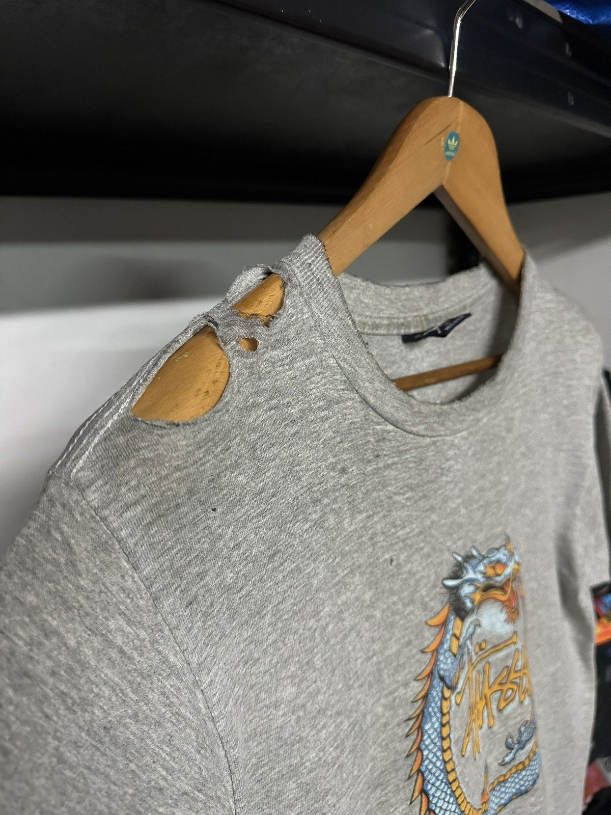 Stussy Vintage 90s Stussy Dragon Skateboard Distressed Tee Size US M / EU 48-50 / 2 - 11 Thumbnail