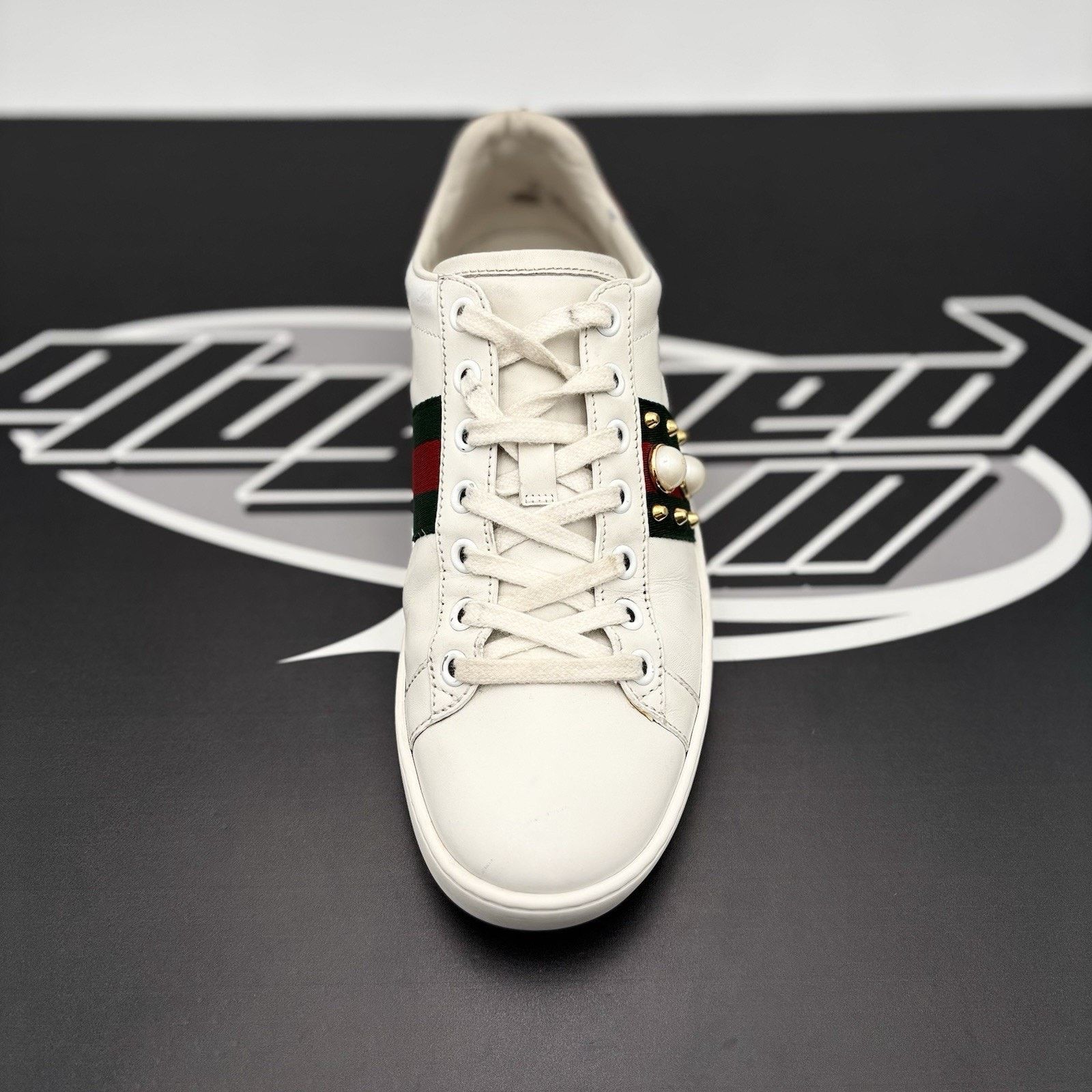 Gucci Gucci Ace Studded ' White, Pearls ' | GREAT CONDITION! Size US 6.5 / EU 39-40 - 14 Thumbnail