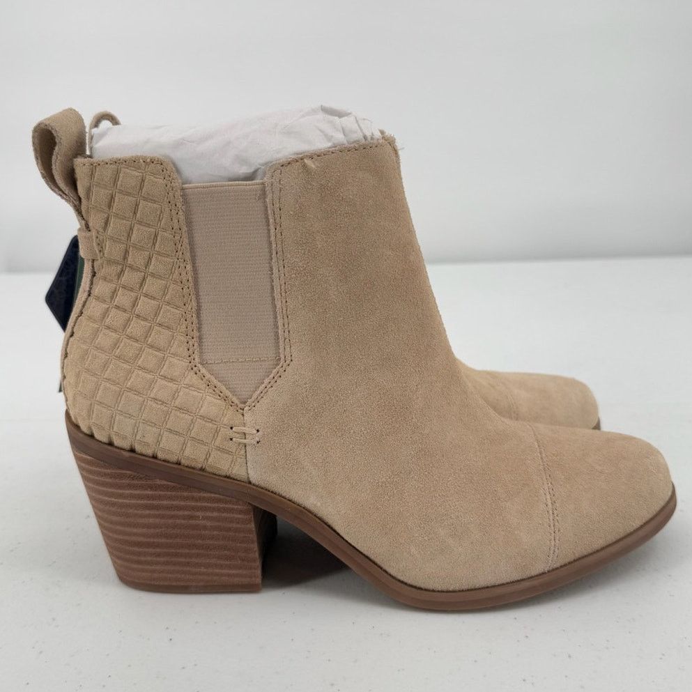 Toms NWT TOMS Everly Oatmeal Suede Embossed Waffle Chelsea Boots Size US 8.5 / IT 38.5 - 1 Thumbnail