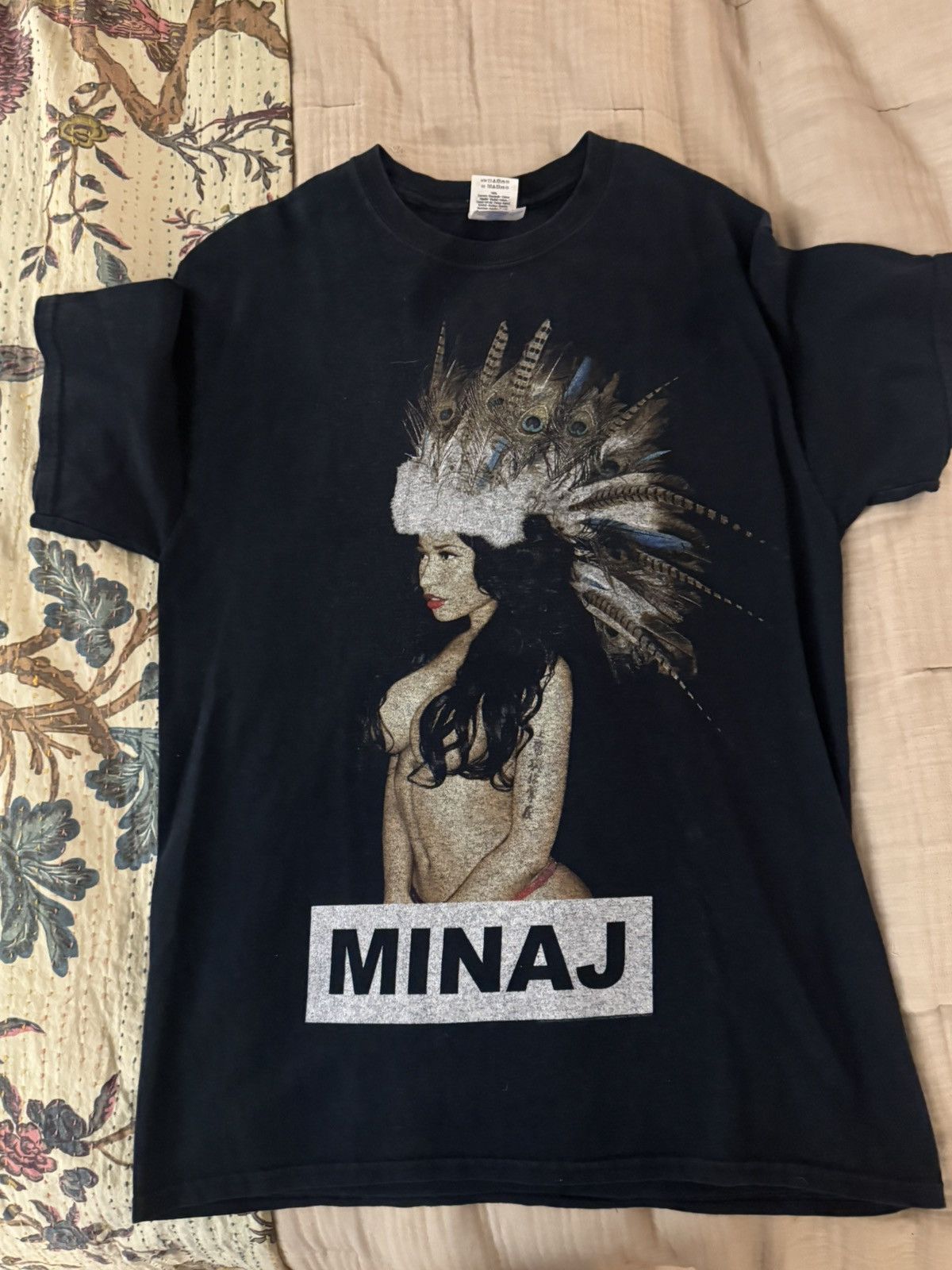 Band Tees Nicki Minaj Tour Tee Shirt - Pink Print Size US M / EU 48-50 / 2 - 1 Thumbnail