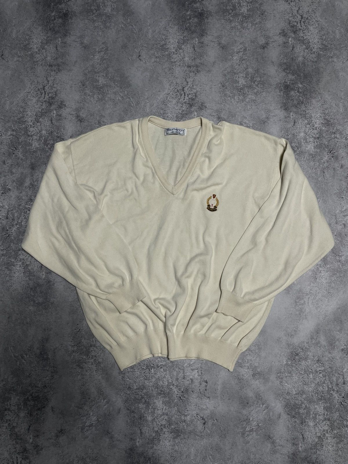 Burberry Vintage Burberrys White V-neck Lambswool Knit Sweater Size US M / EU 48-50 / 2 - 1 Thumbnail