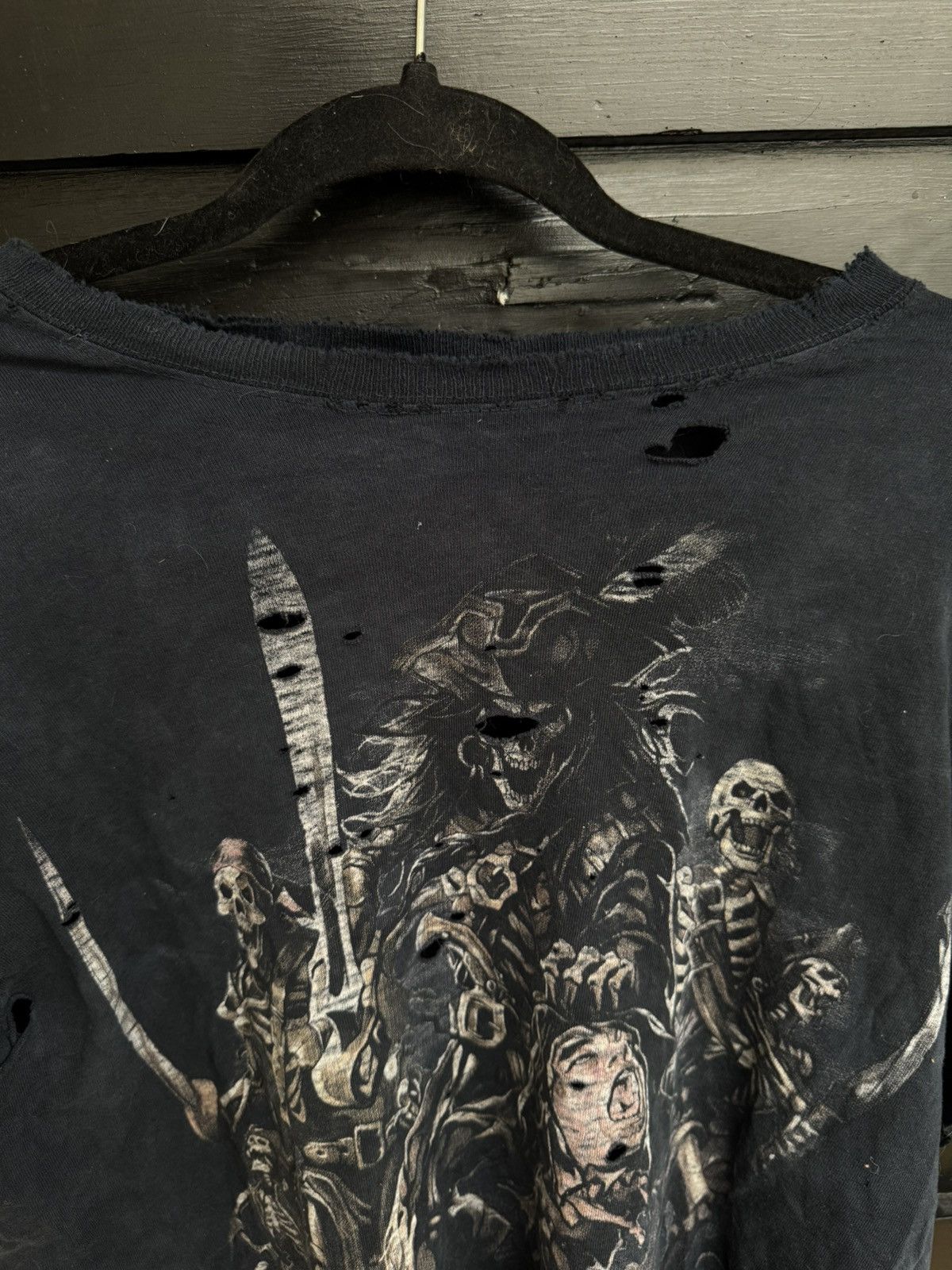 Vintage Vintage 2000s Skulbone Pirate Tee Size US L / EU 52-54 / 3 - 2 Thumbnail