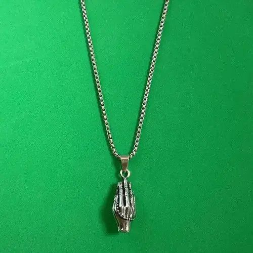 Jewelry Titanium Steel Praying Hands Pendant Necklace For Men Women in Silver