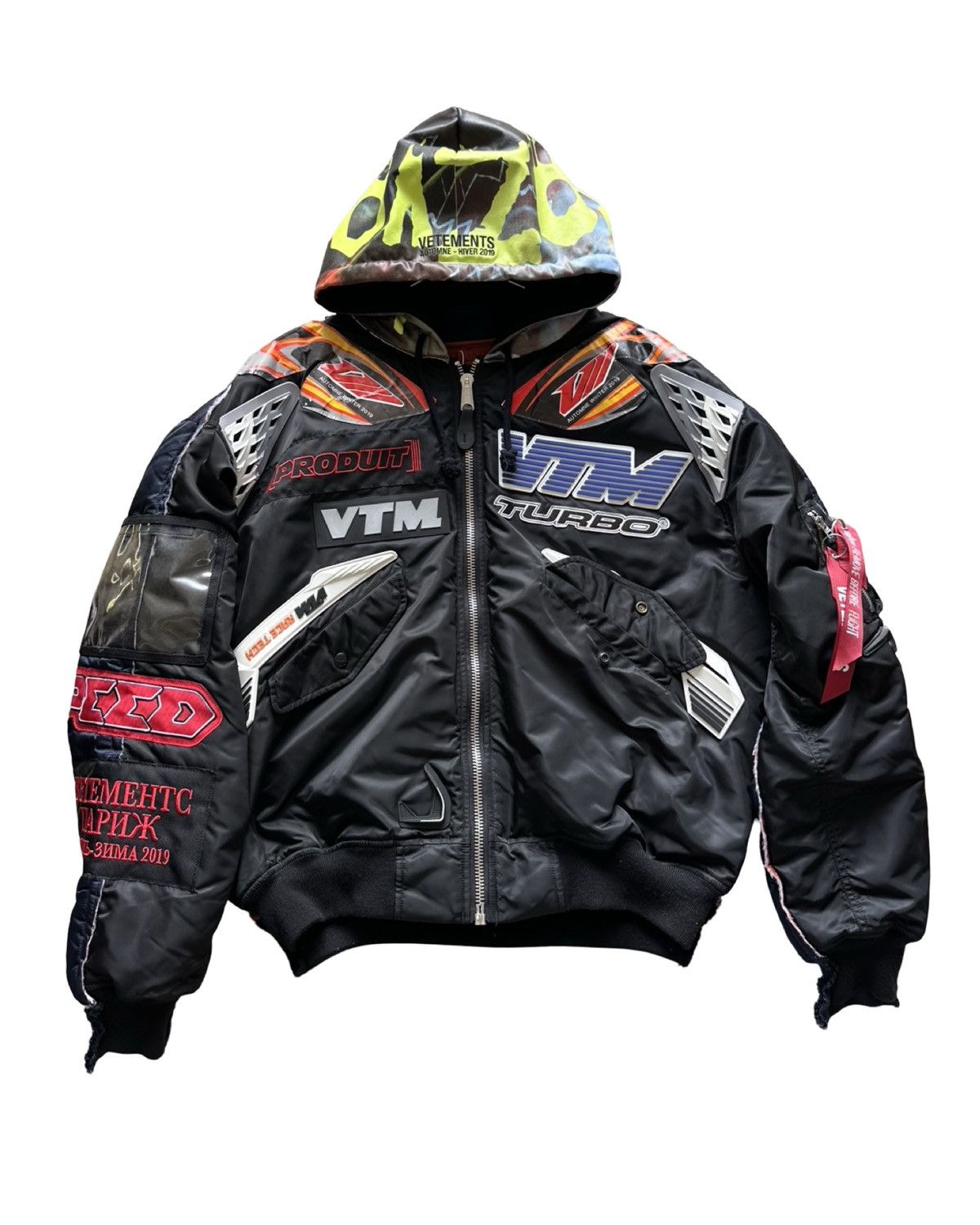 に*や様 vetements racing bomber 激レア Closet Showcase: Vetements x Alpha Industries Racing Bomber