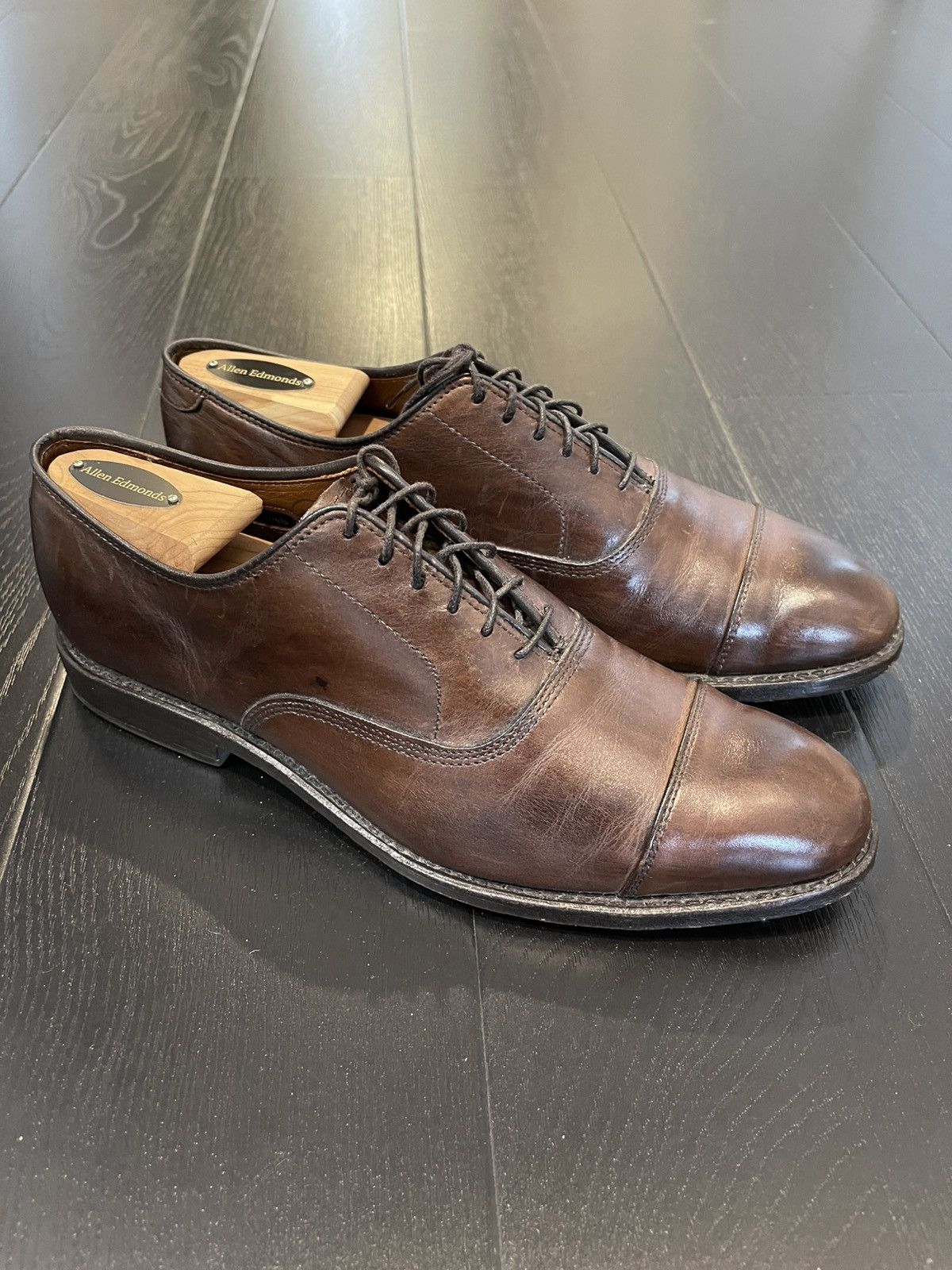 Allen Edmonds Allen Edmonds Park Avenue Brown Cap-toe Oxford Size US 7.5 / EU 40-41 - 1 Thumbnail