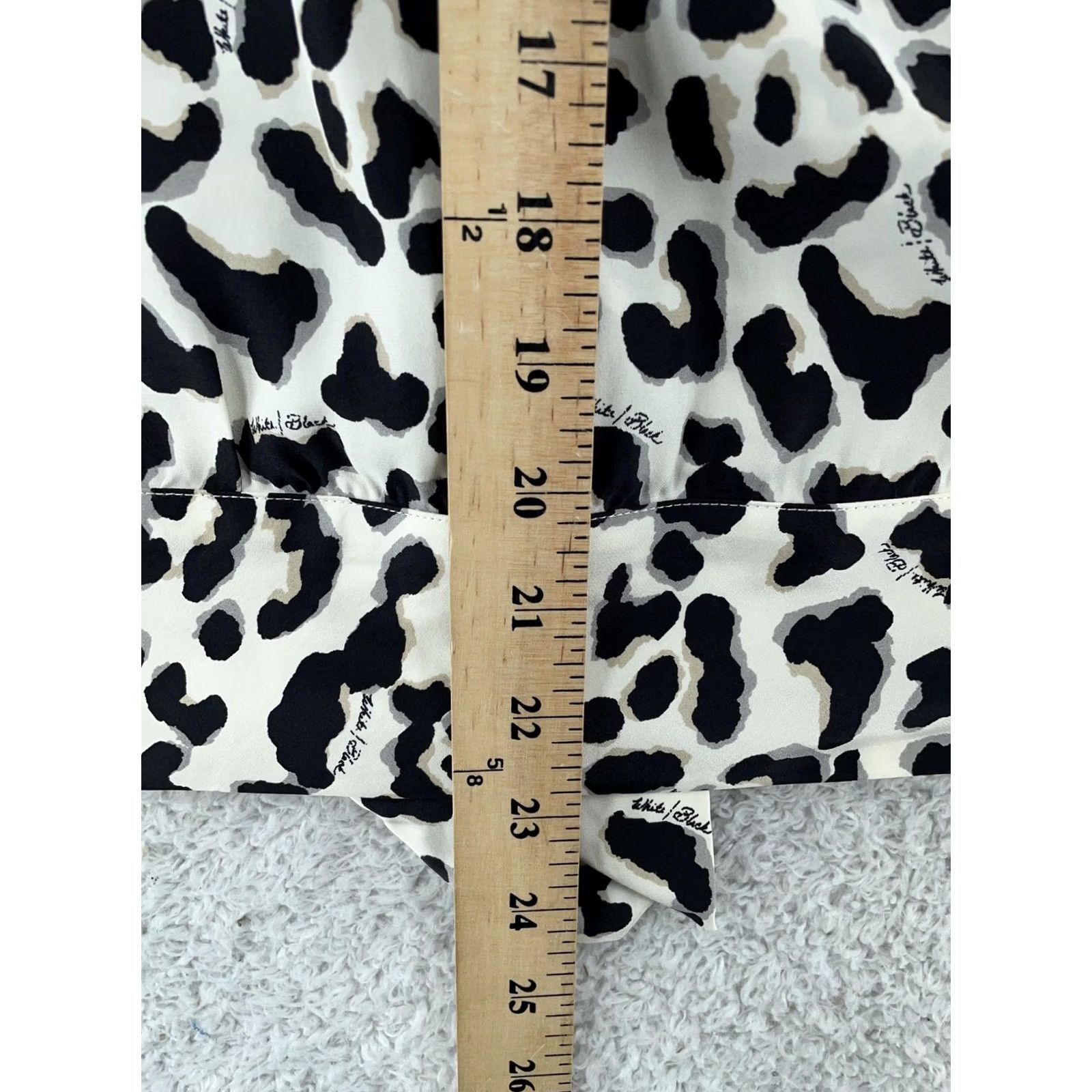 White House Black Market White House Black Market Blouse Top Womens S White Leopard Print Silk Tie Neck Size S / US 4 / IT 40 - 5 Thumbnail