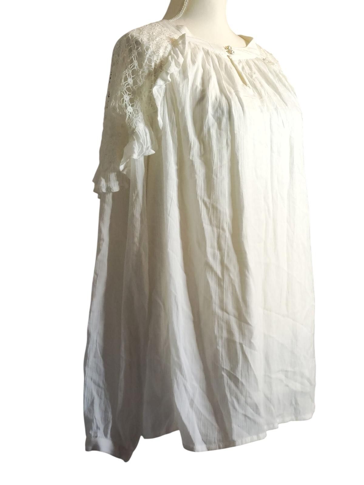 Designer Ashley Stewart White Long Sleeve Women's Blouse/Lace Details Size L / US 10 / IT 46 - 2 Thumbnail