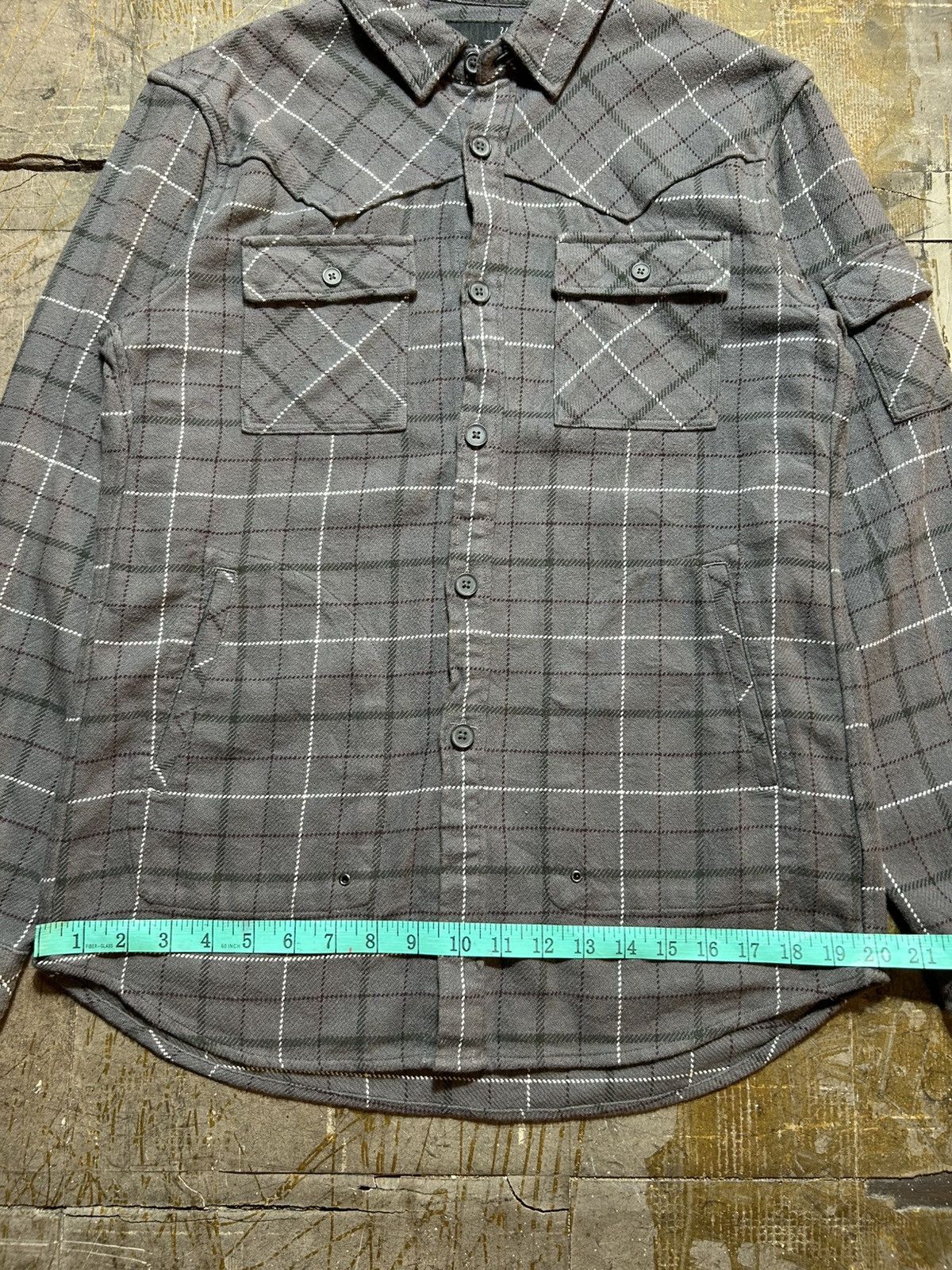 Undercover × Uniqlo Uniqlo Undercover Flannel Button Up Shirt Size US M / EU 48-50 / 2 - 15 Thumbnail
