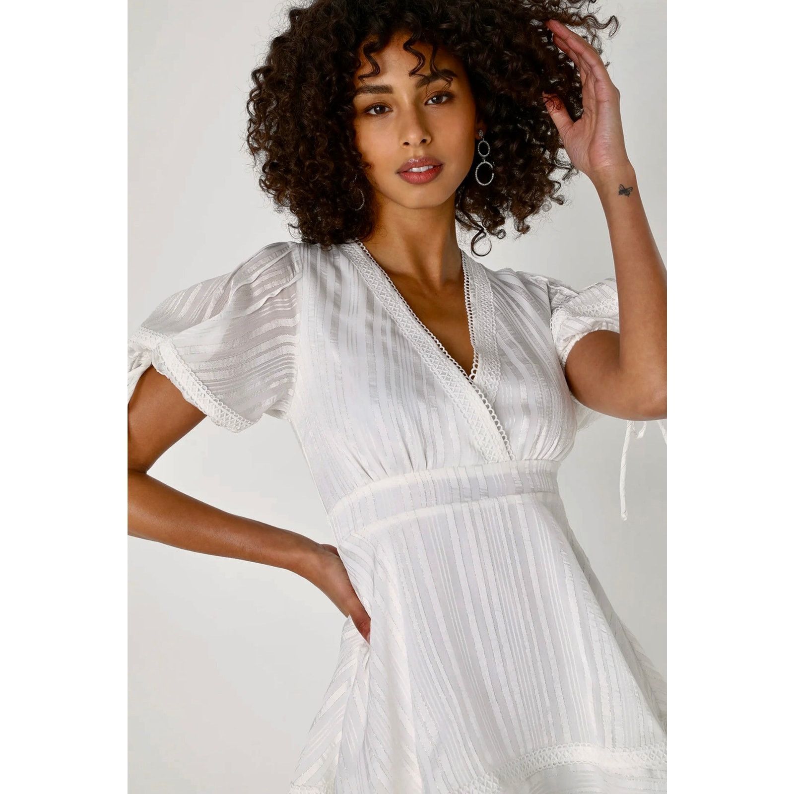 Other Lulu's Adorable Essence Striped Mini Dress White XS Size XS / US 0-2 / IT 36-38 - 4 Thumbnail