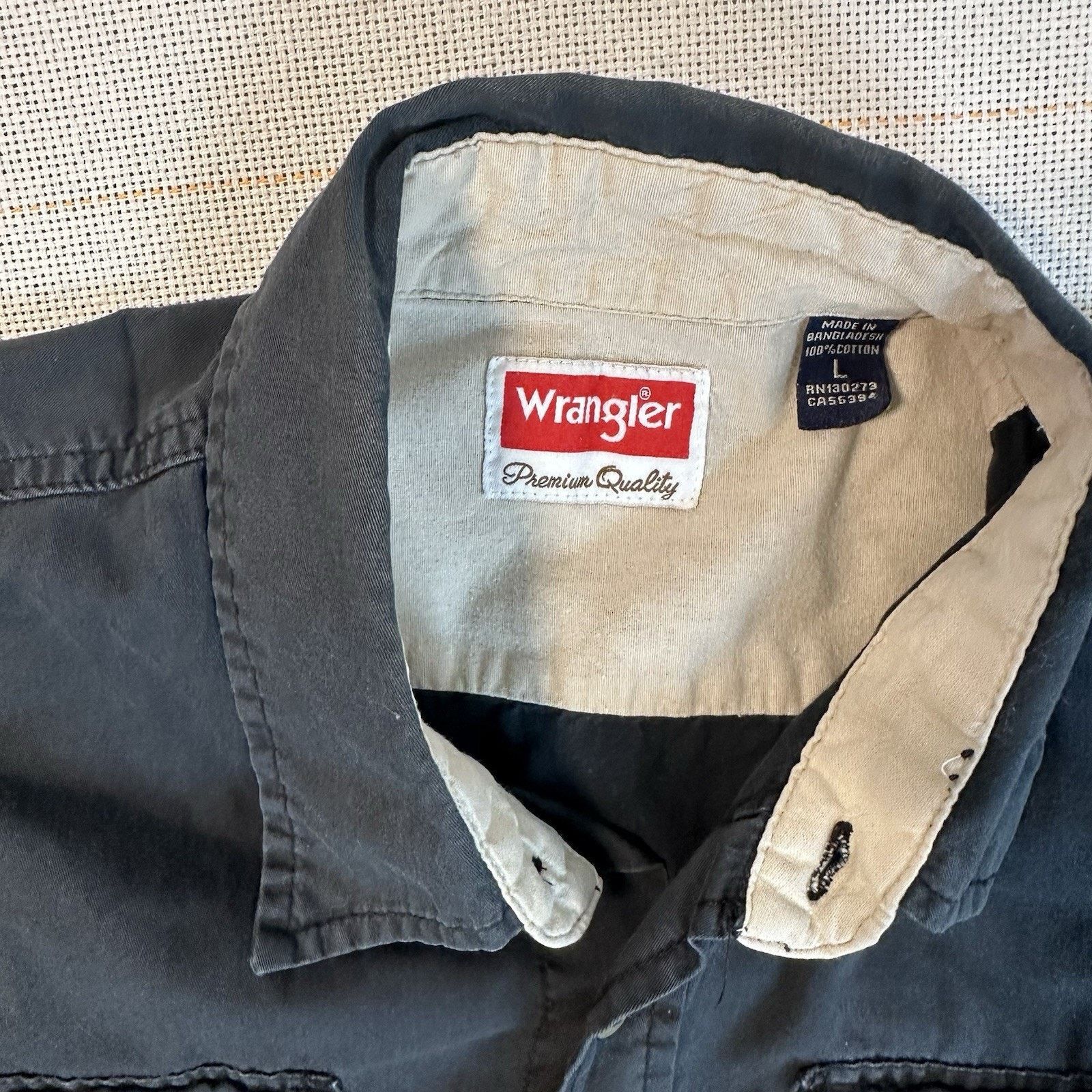 Wrangler Wrangler Premium Quality Short Sleeve Button Down Shirt Size US XL / EU 56 / 4 - 2 Thumbnail