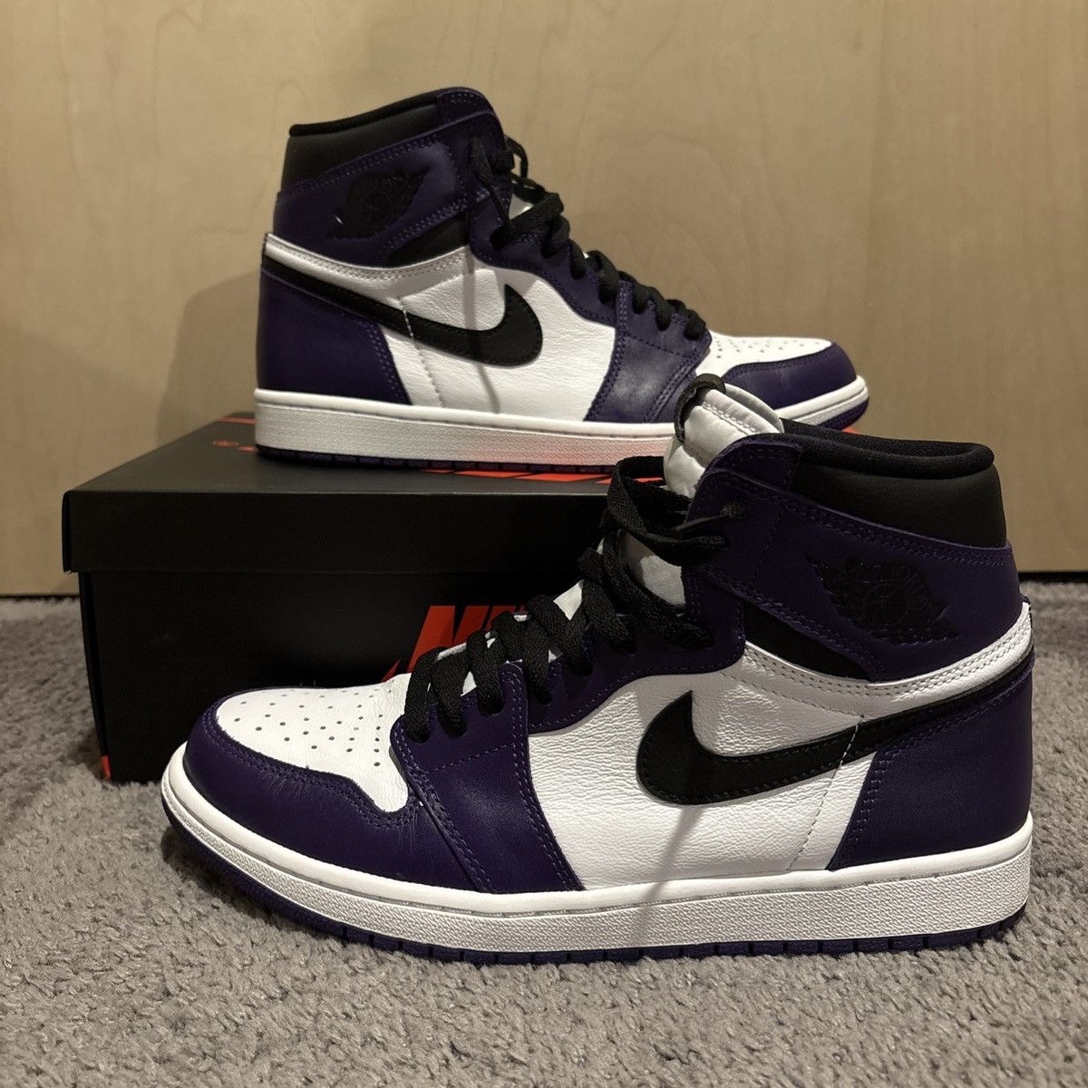 Jordan Brand Air Jordan 1 Court Purple 2.0 Size 10.5 Size US 10.5 / EU 43-44 - 1 Thumbnail