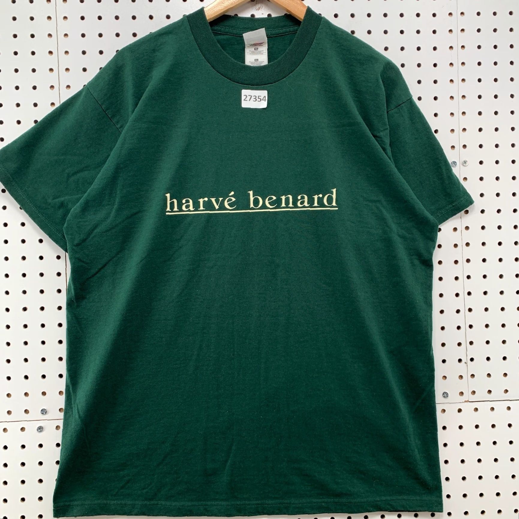 Fruit Of The Loom VINTAGE Harve Benard Shirt Green Adult XL Short Sleeve Crew Neck T-Shirt 90s Football Looney Tunes Packers Mens Size US XL / EU 56 / 4 - 6 Thumbnail