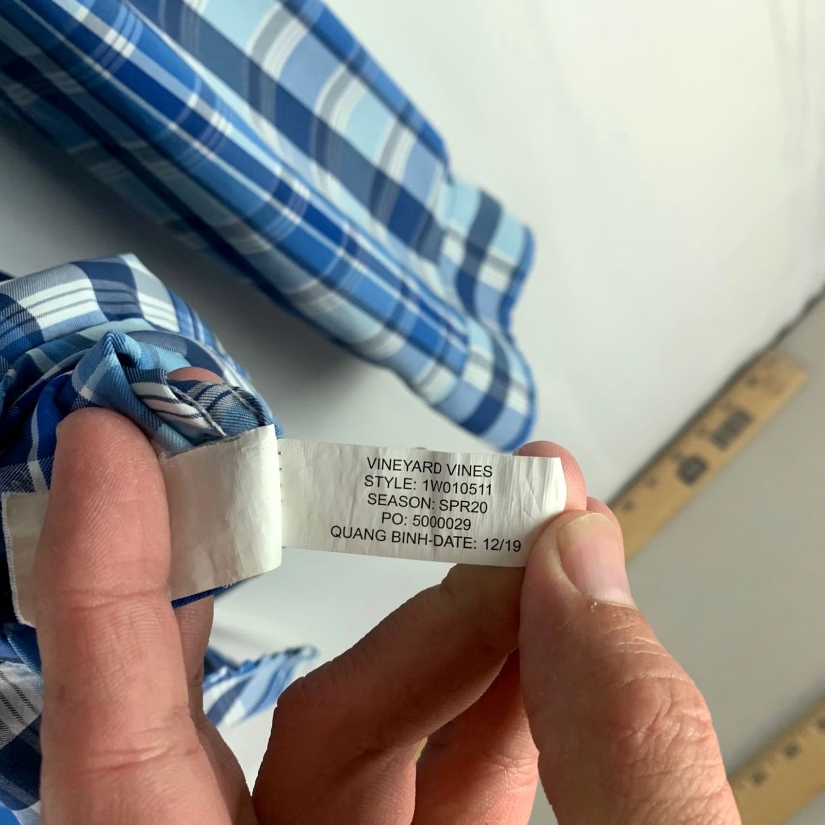 Vineyard Vines Vineyard Vines Whale Shirt Button-Down Plaid Blue XL Mens Shirt 1W010511 Size US XL / EU 56 / 4 - 7 Thumbnail